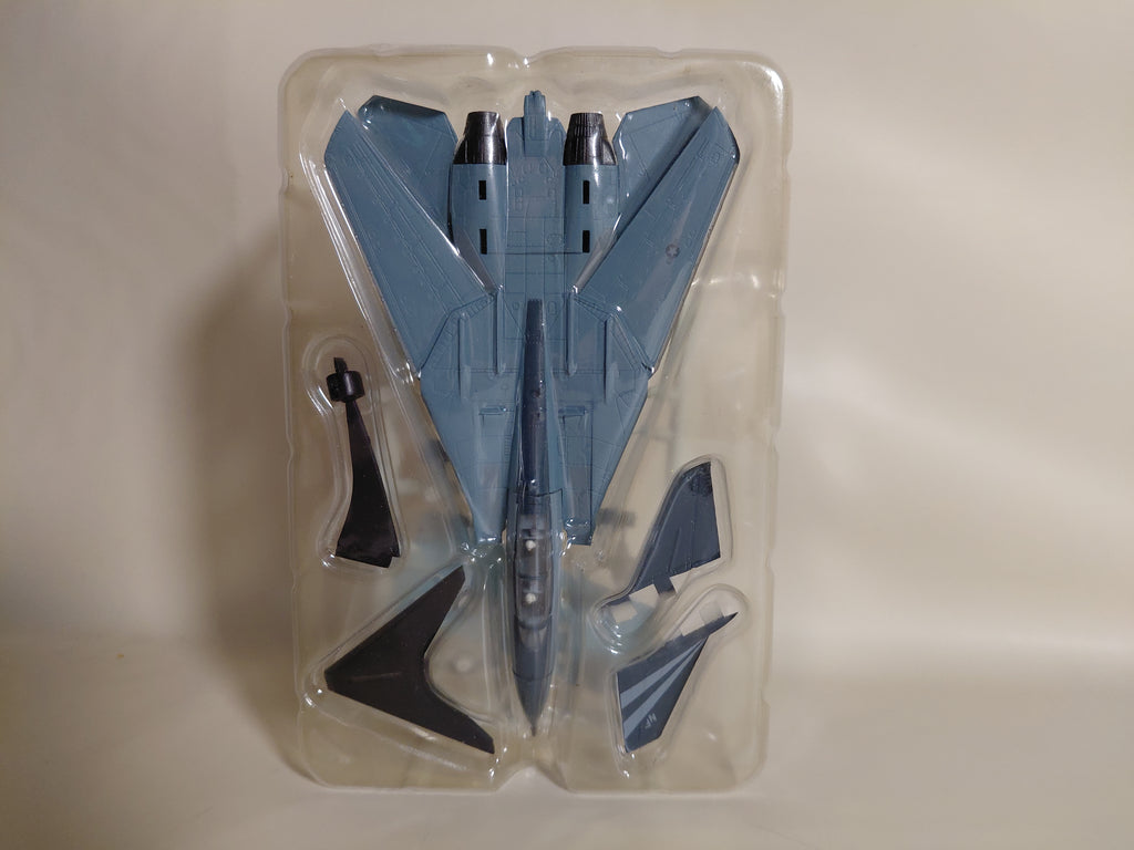 1/144 F-toys F-14A Tomcat U.S.NAVY Kitty Hawk Aircraft Carrier U.S.NAVY 1. (1B)