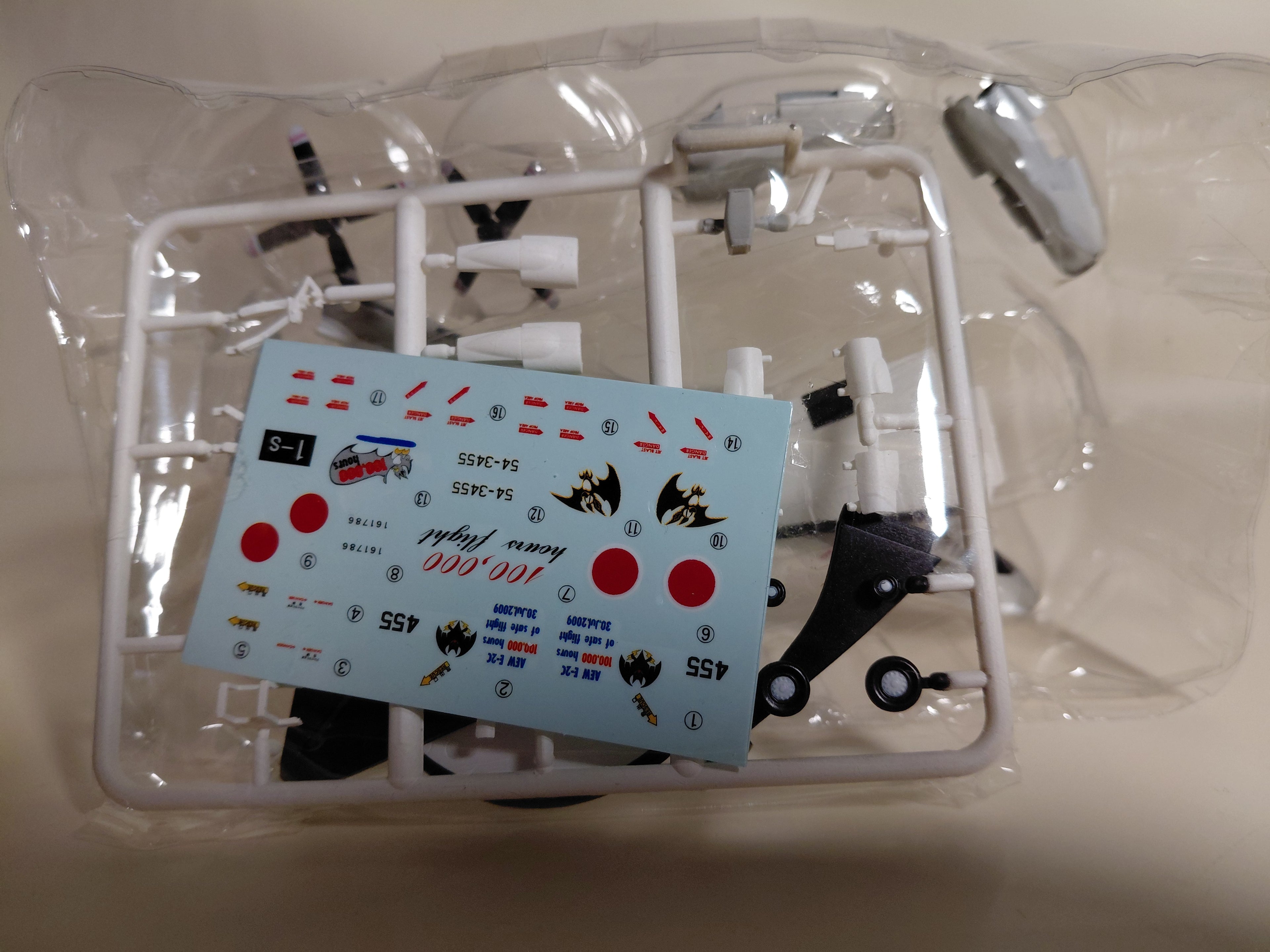 1/144 F-Toys E-2C Hawkeye AWAC JMSDF Defense Force 100,000 h.Maritime patrol(1S)