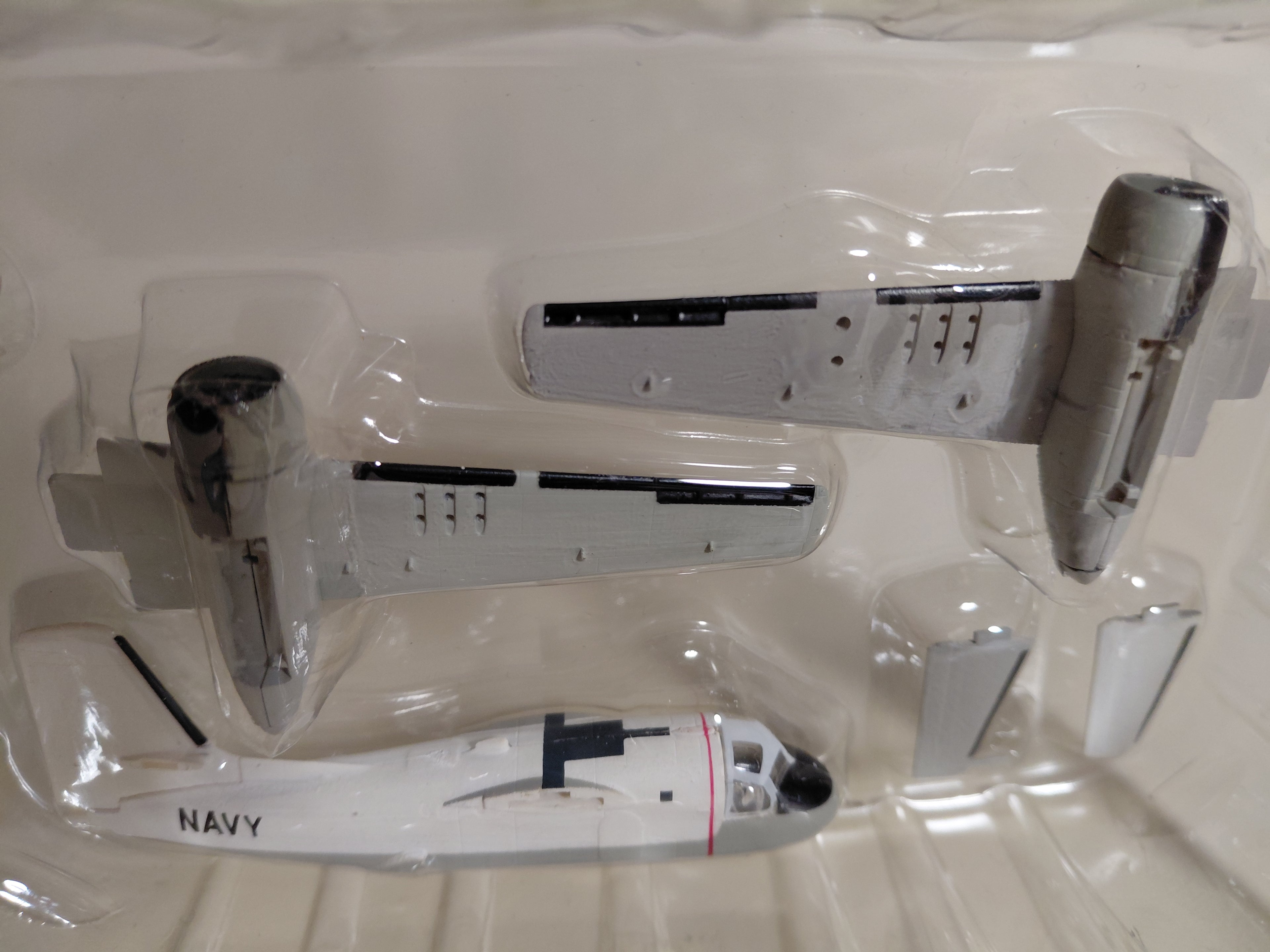 1/144 F-Toys S-2 Tracker Anti-Submarine U.S.NAVY Maritime patrol #2C (Have Box)
