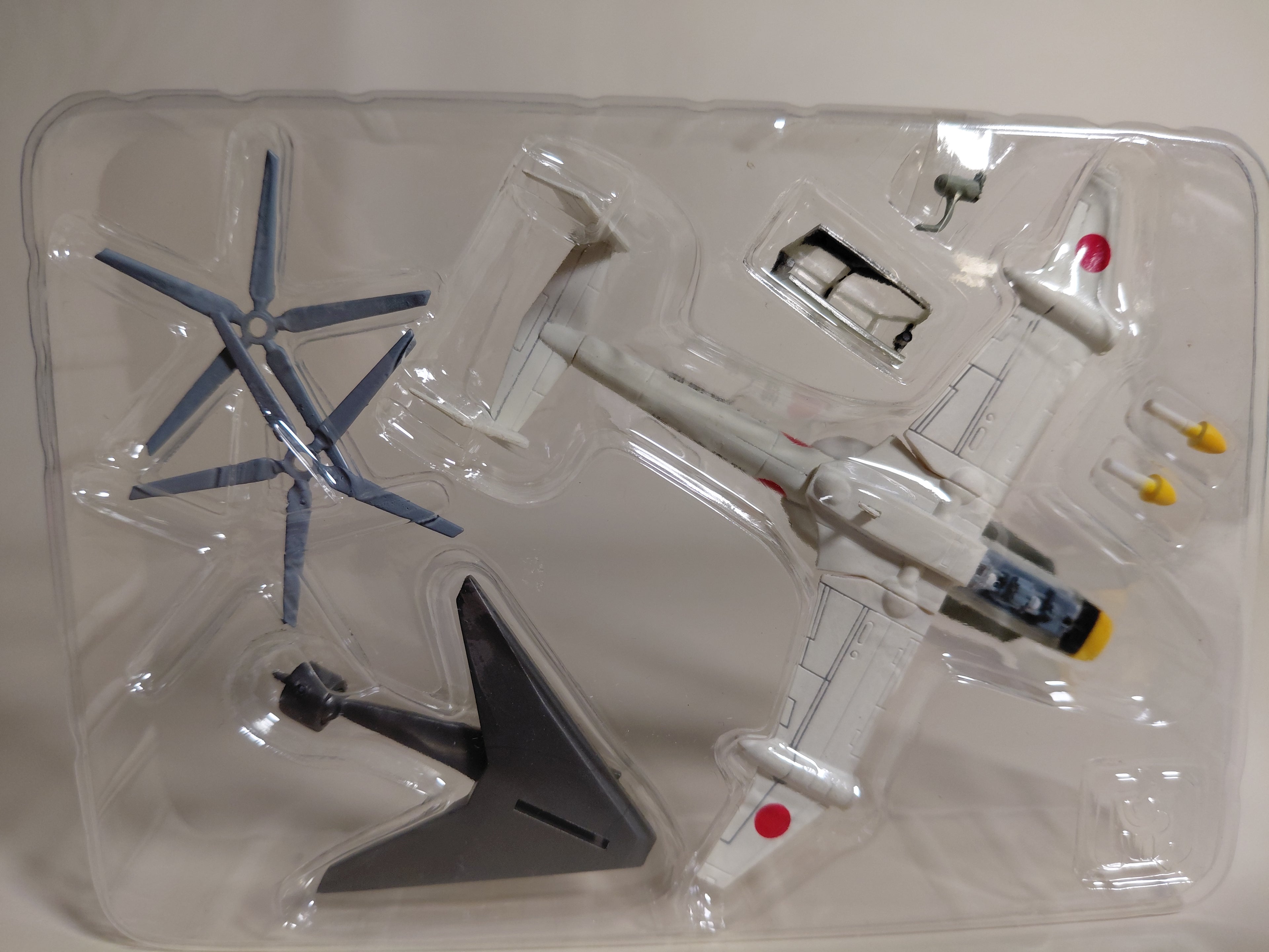 F-toys 1/144 Zipang Encyclopedia Japan Multi-purpose deflected-wing aircraft (2)