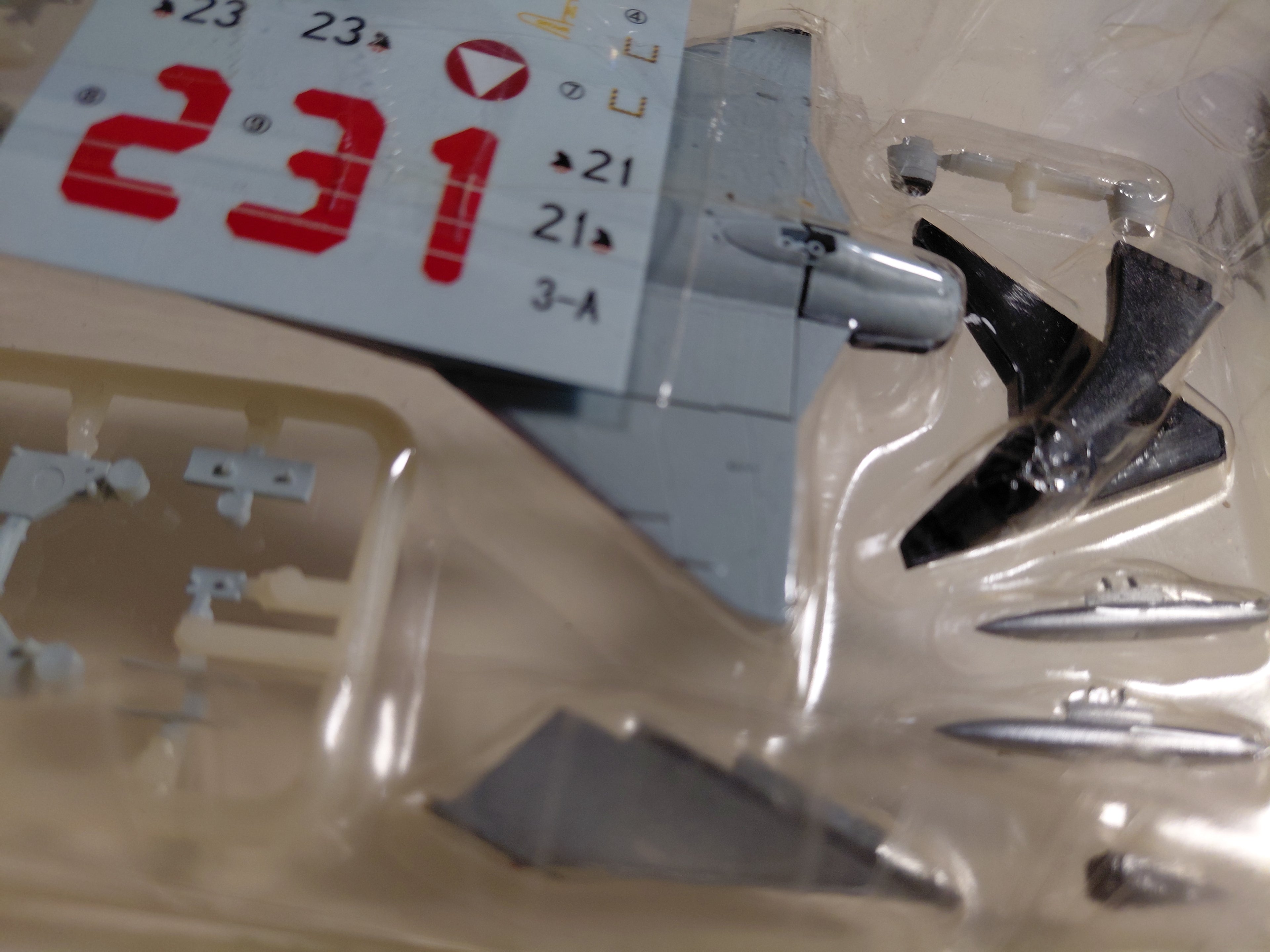 The Draken! J35O DRAKEN - Austrian Air Force - 1/144 F-toys JAPAN