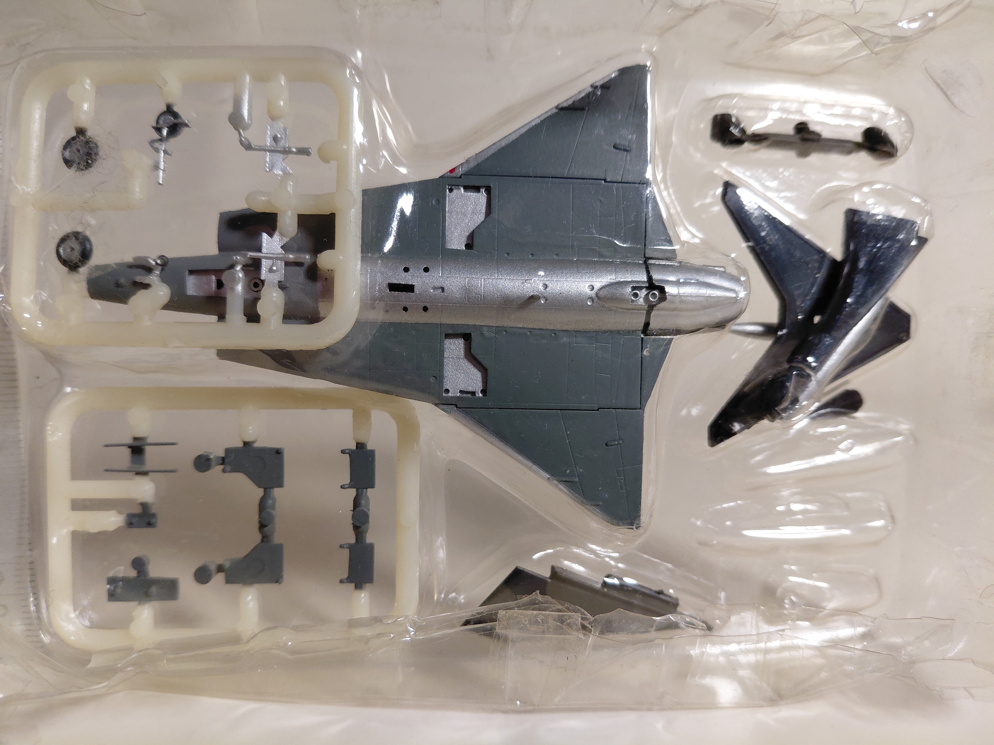 Saab J35O DRAKEN - 1/144 F-toys JAPAN