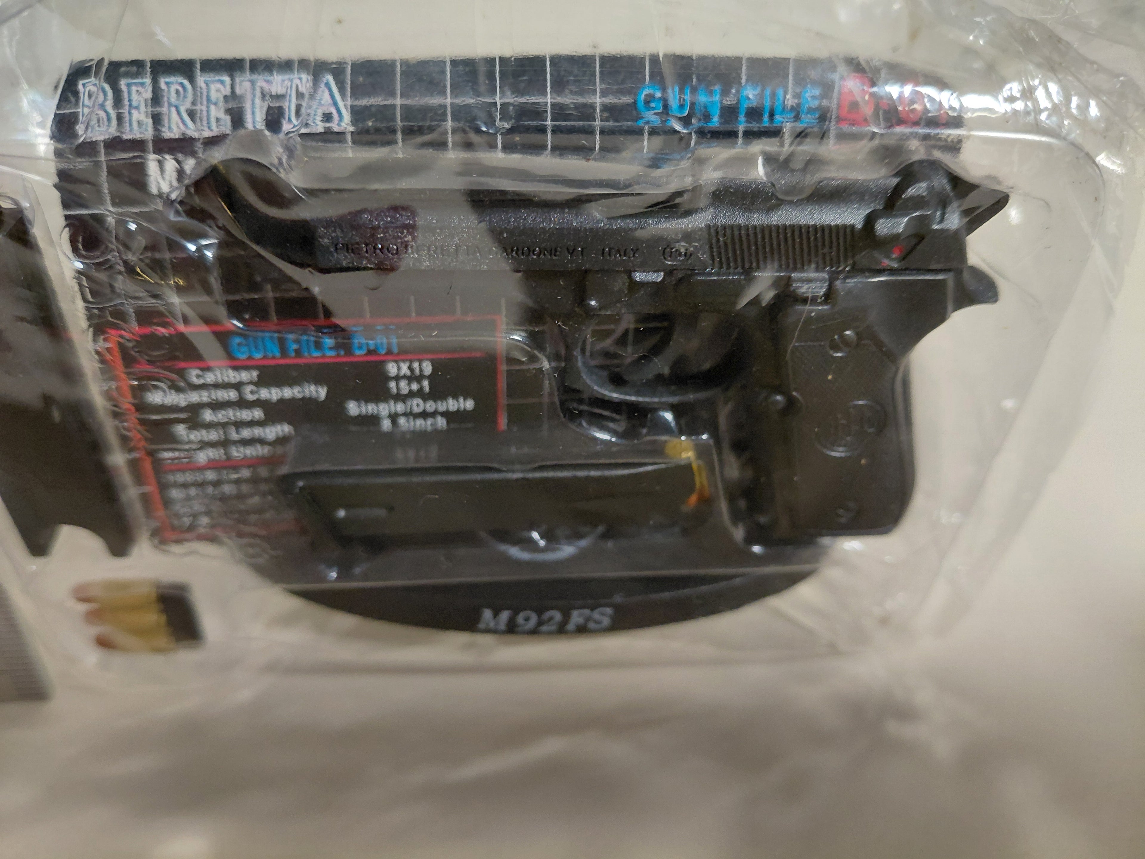 1/6 Combat Gun File Beretta M92FS