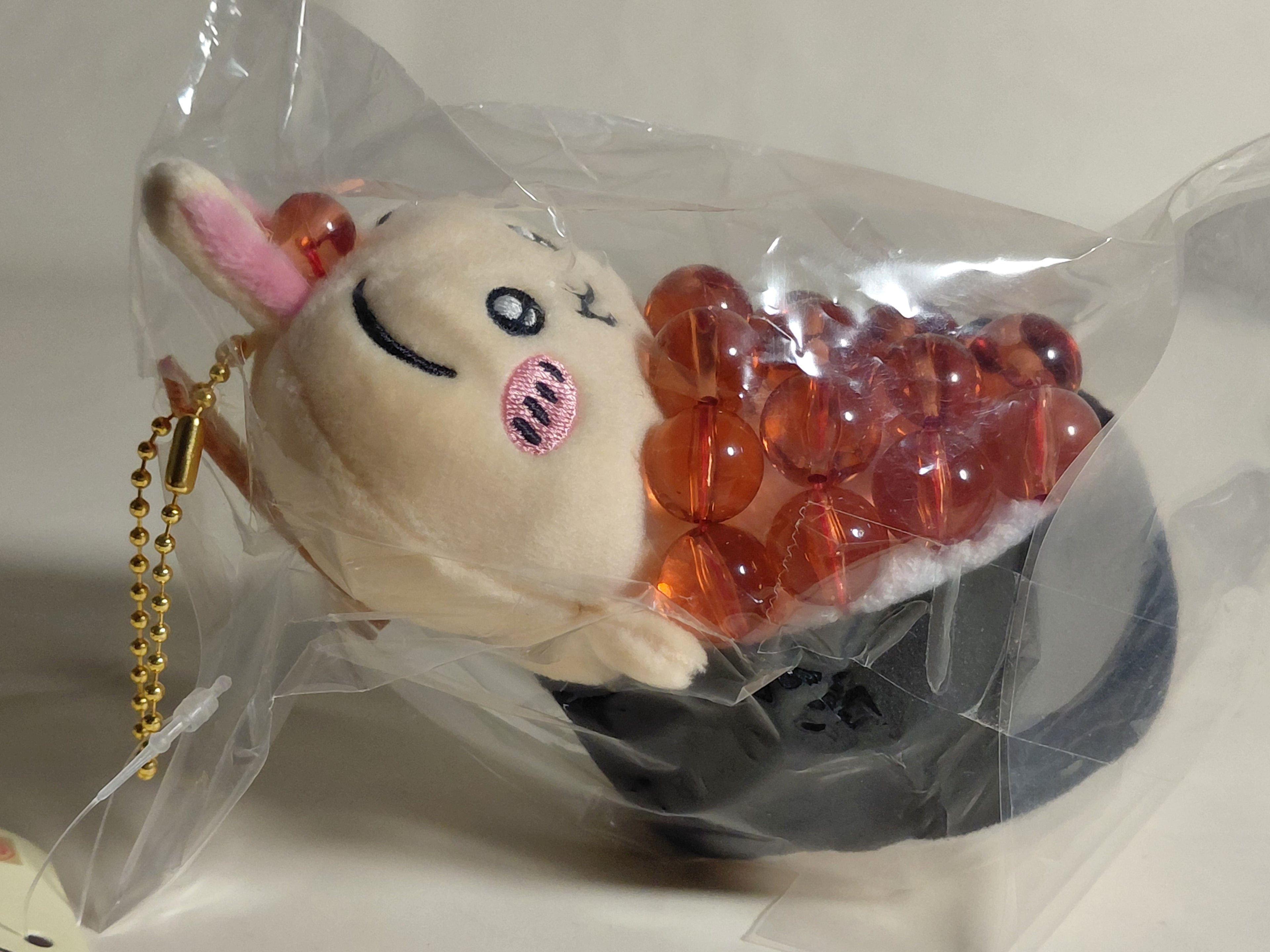 Chiikawa Rabbit Usagi Salmon Roe Sushi Mascot Plush Chikawa 12cm Keychain