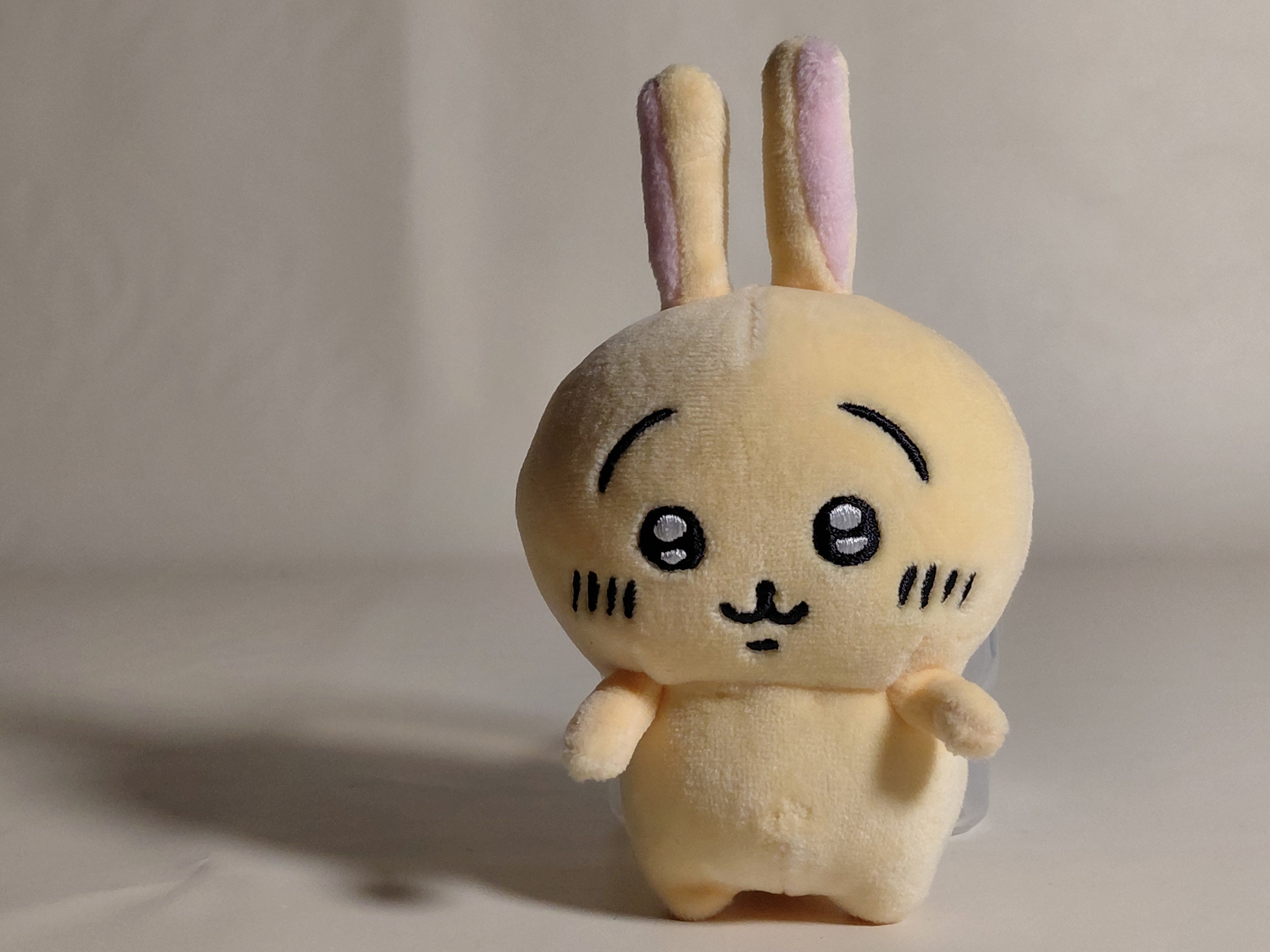 Chiikawa Nagano - Cute Little Hachi Bunny - First Generation Basic Standing Figure Charm/Doll - Limited Edition - First Generation - Japan