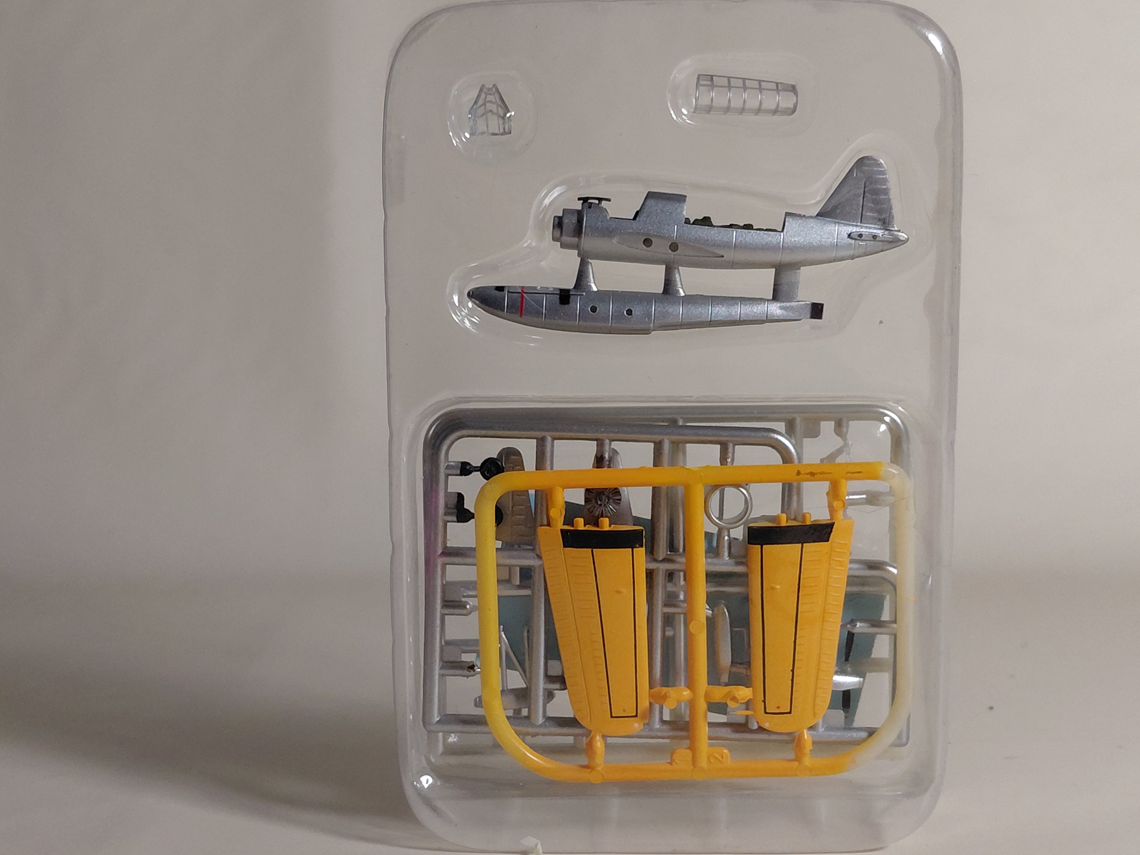 1/144 F-toys OS2U Kingfisher US Navy Air Station Pensacola SEAPLANE Col.2 (3C)