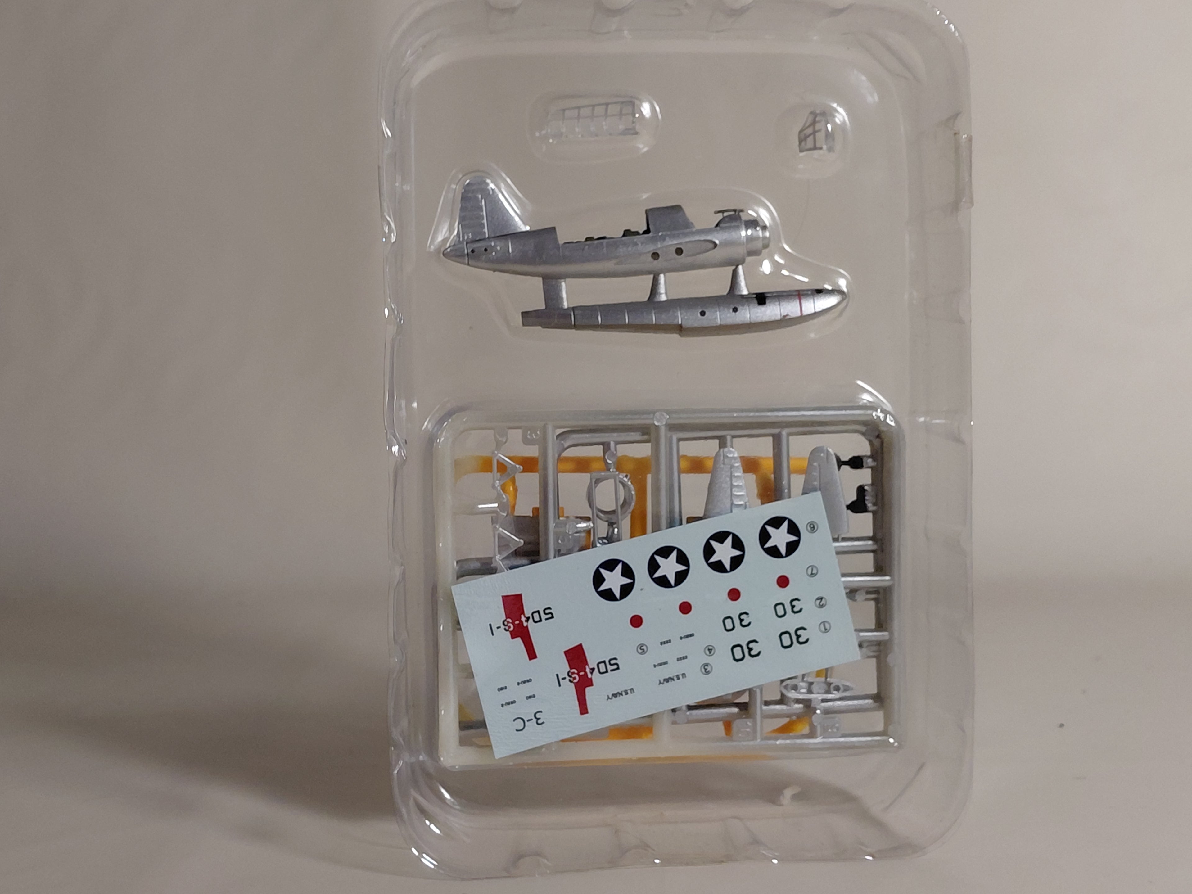 1/144 F-toys OS2U Kingfisher US Navy Air Station Pensacola SEAPLANE Col.2 (3C)