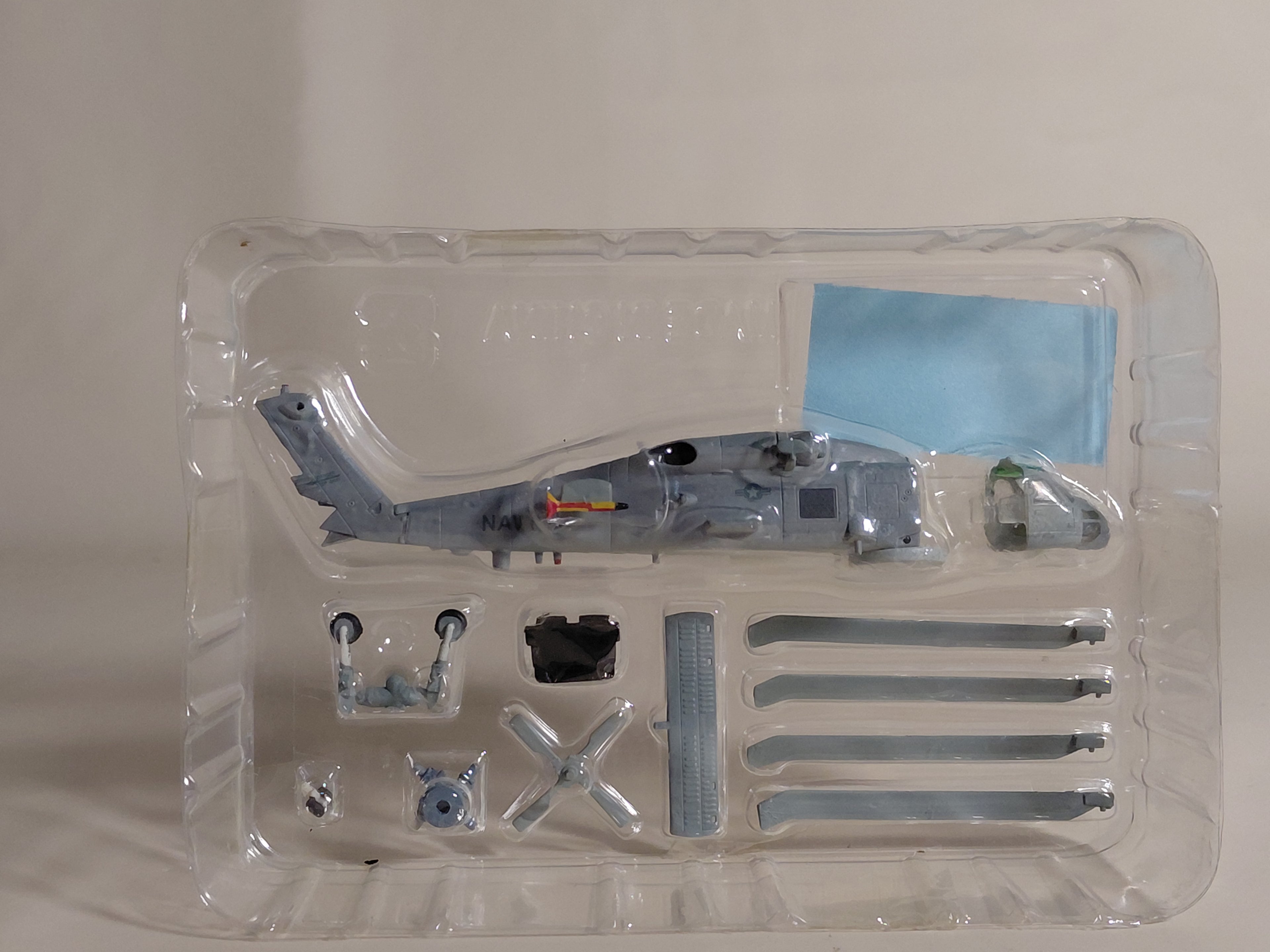 1/144 F-Toys U.S. Navy SH-60 " Seahawk" heliborne collection 2