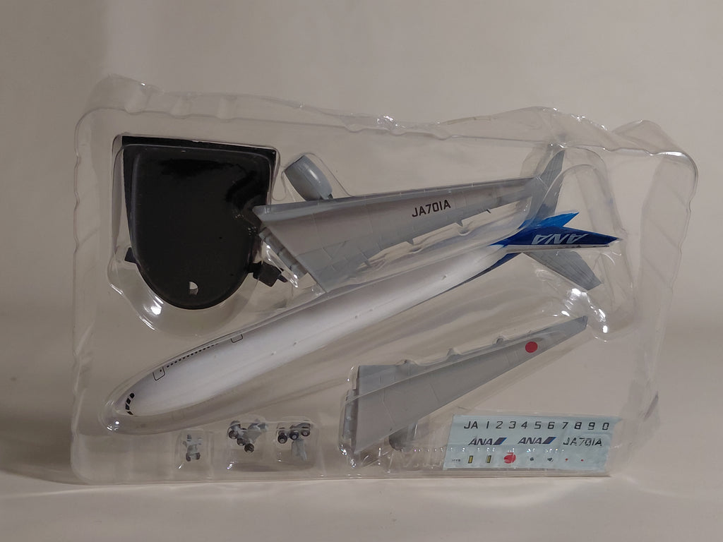 F-Toys 1/500 ANA Wing Collection BOEING 777-200 JA701A