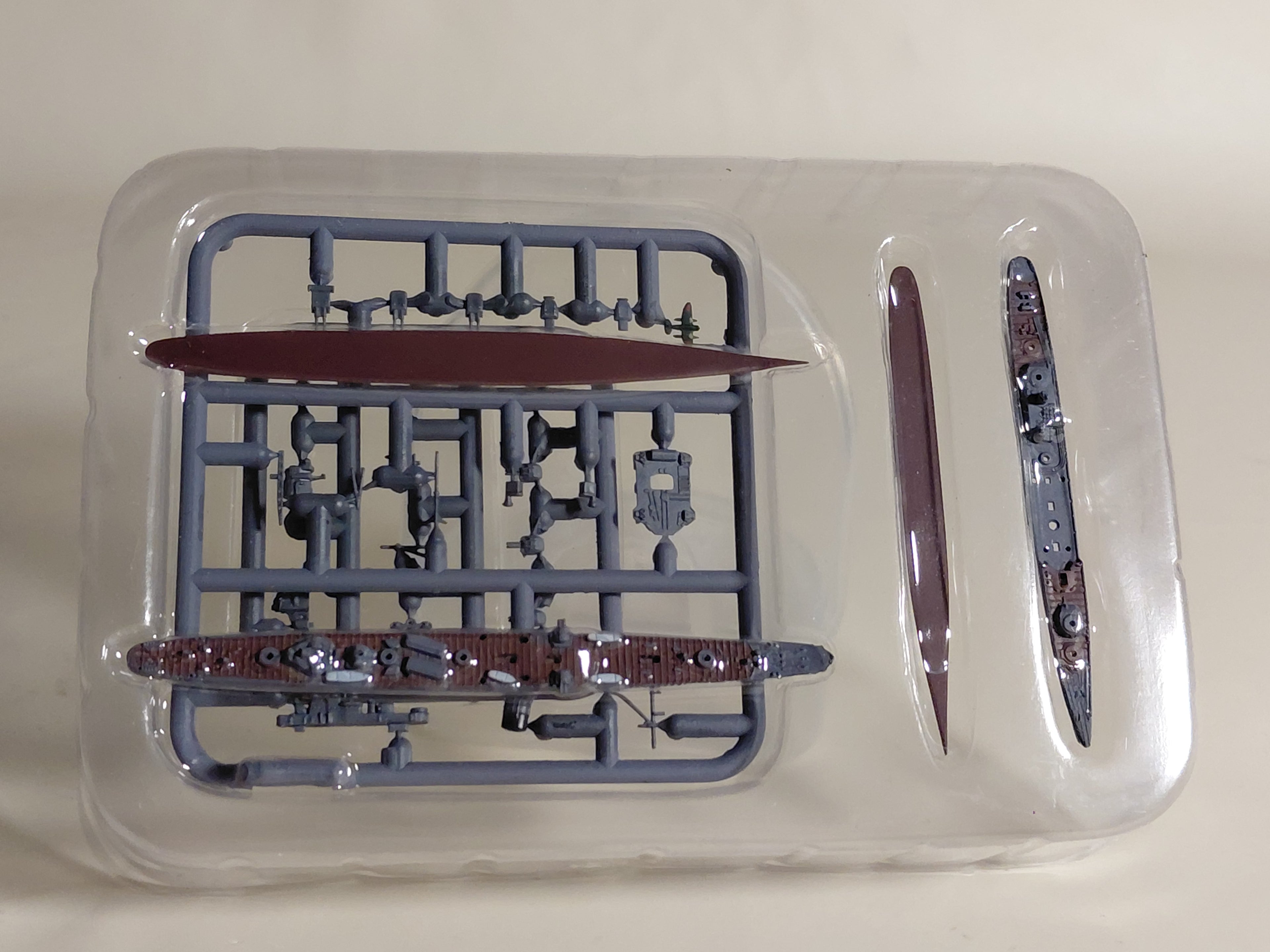 F-toys 1/2000 Ship Kit Collection Vol. 4 Mariana Islands ~ 1944 03. Light Cruiser Yahagi B-type (Waterline Ver.) [NKC04-03B]