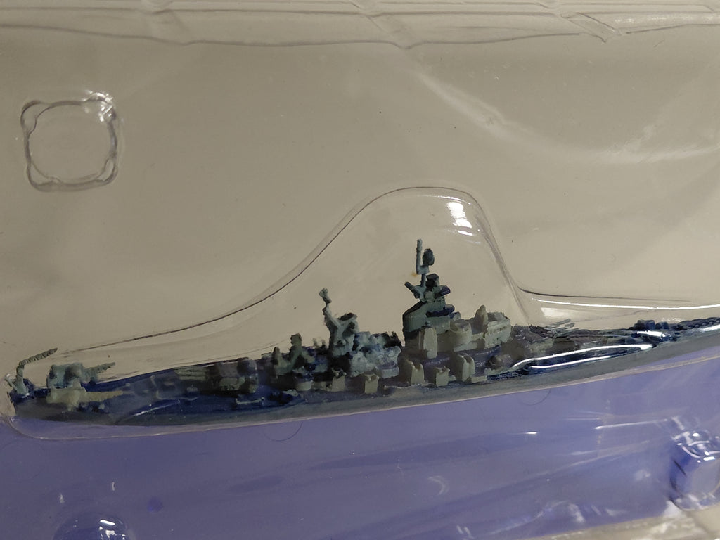 1/2400 Battleship Collection Aqua Line Model #3. IOWA (US Navy) - F-toys
