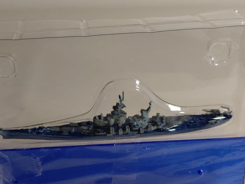 1/2400 Battleship Collection Aqua Line Model #3. IOWA (US Navy) - F-toys
