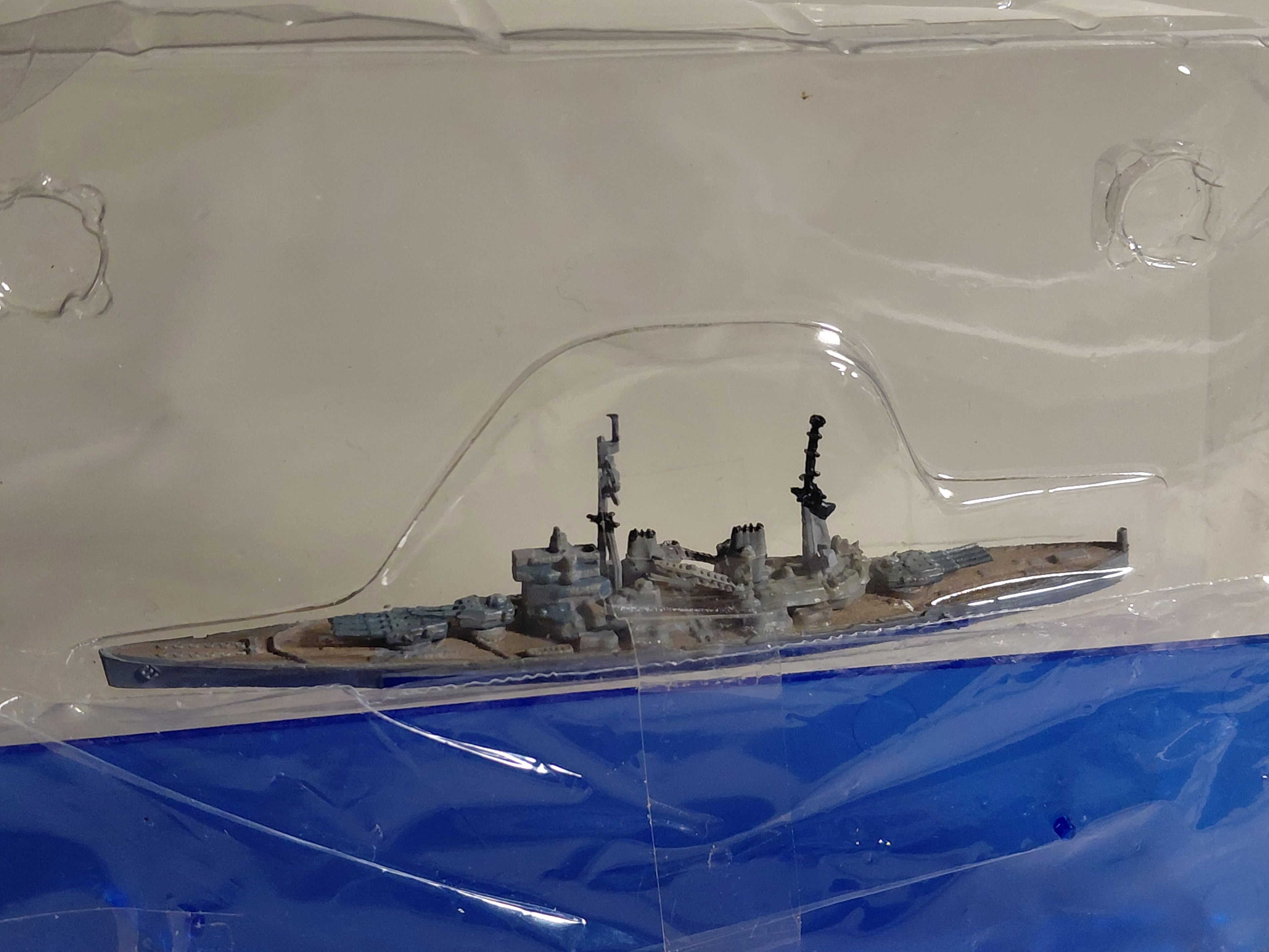 1/2400 Battleship Collection Aqua Line Model #5. King George V (British Navy)