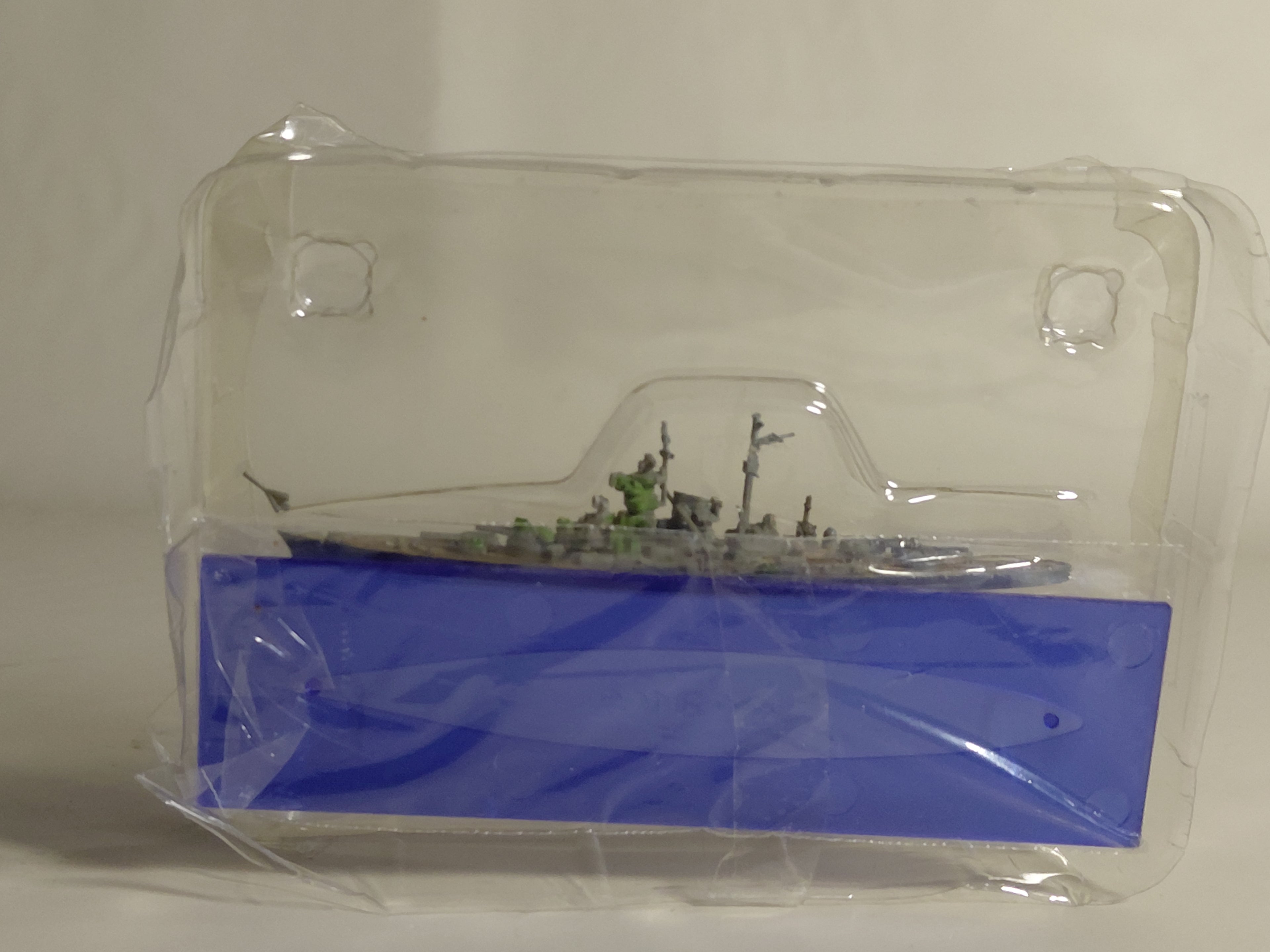 1/2400 Battleship Collection Aqua Line Model  #8. Tirpitz (German Navy)