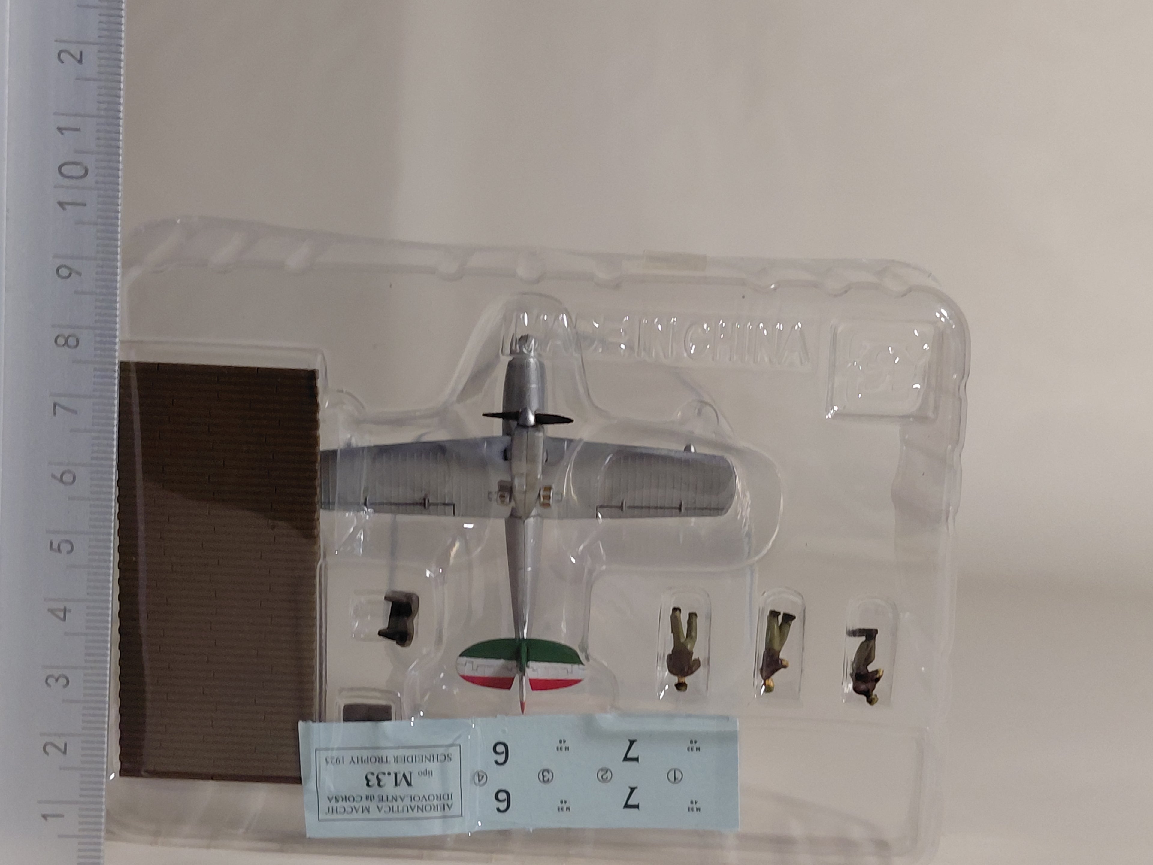 1/144 Seaplane Collection: Macchi M.33 1925 Schneider Trophy (F-toy) #3a