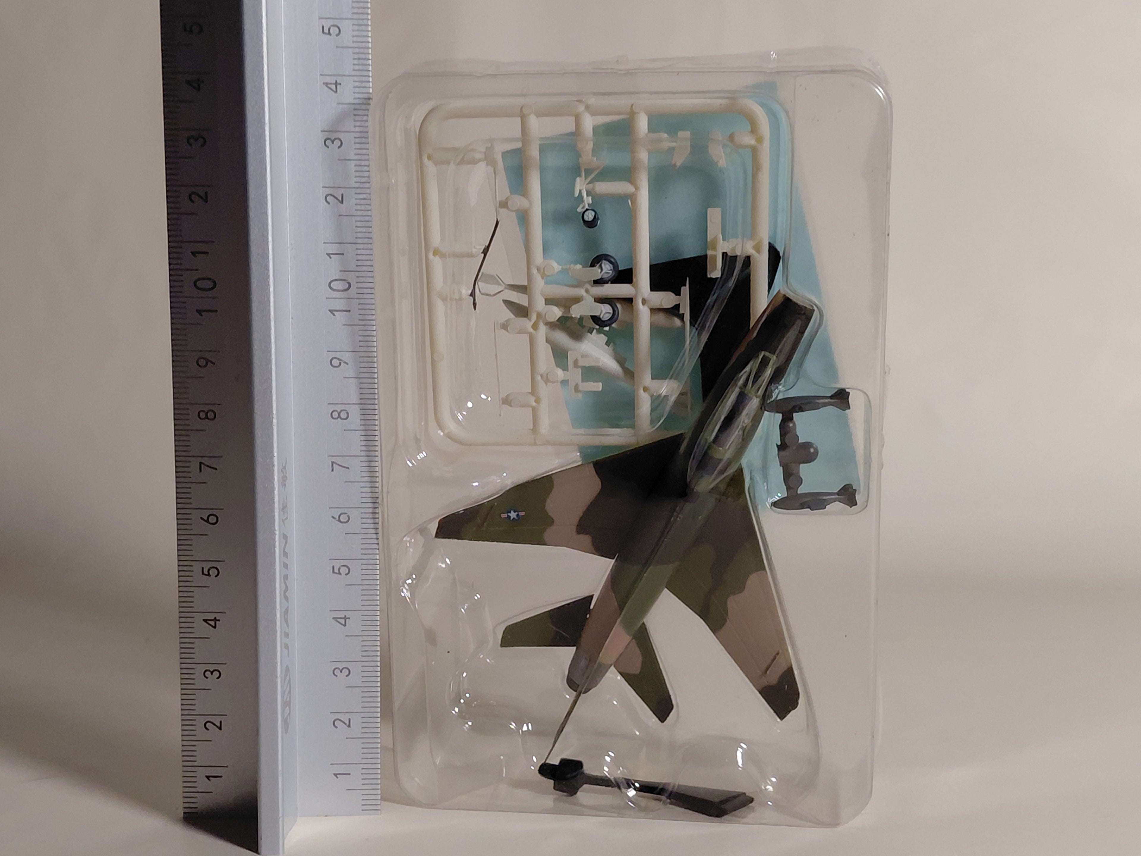 F-TOYS Wing Kit Collection VS8 2-D.Bf110G-4 German Air Force 3rd Night Fighter Wing 8th Squadron Messerschmitt 1/144