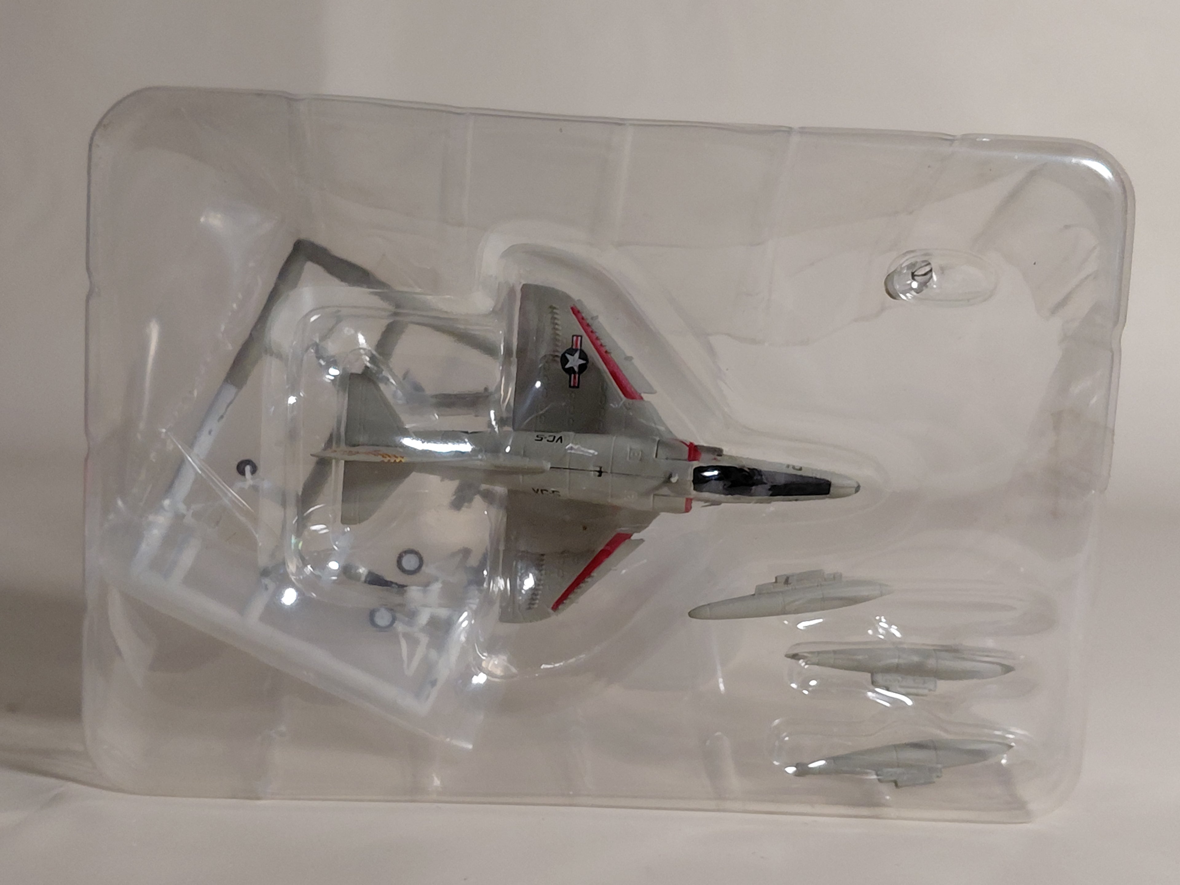 CafeReo Cold War Era Wings Series 1 "A-4E Skyhawk VC-5"