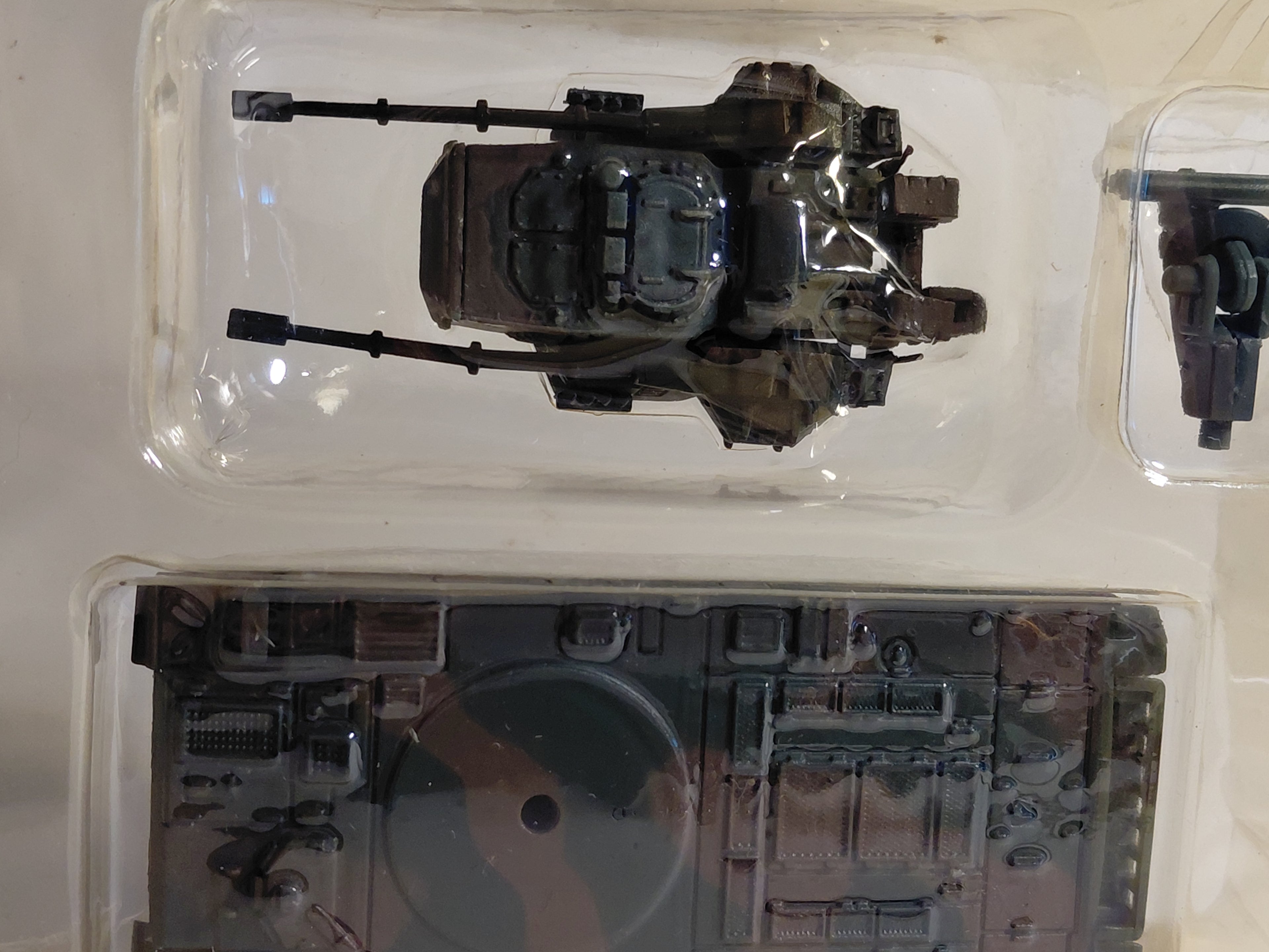 Motor Tank Collection 1/87 Type 87 Self-Propelled Anti-Aircraft Gun