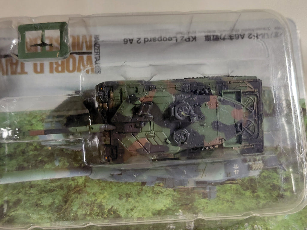 Takara 1/144 WTM World Tank Museum 06. #110 Leopard 2 A4 NATO Scheme