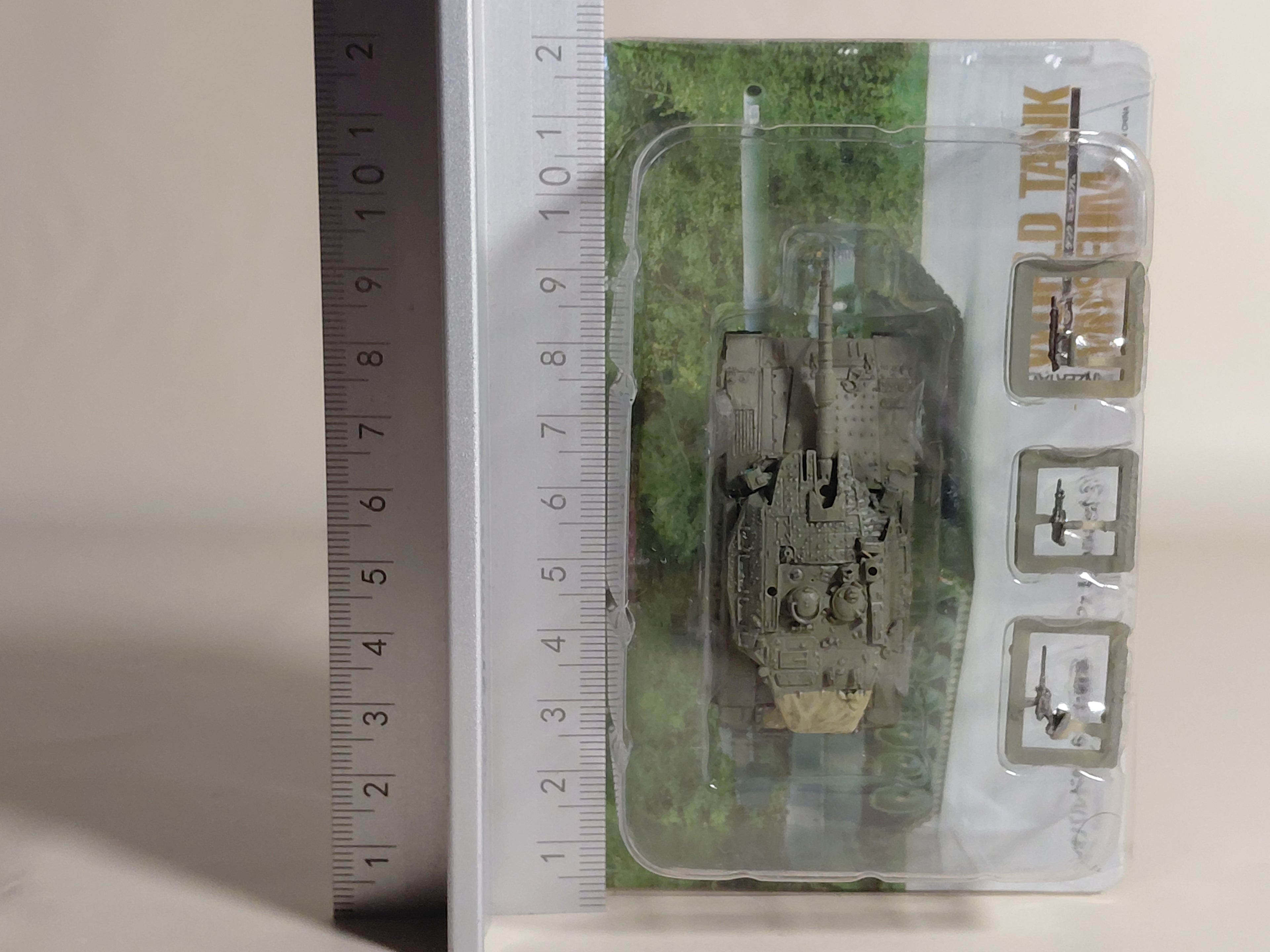 1/144 Takara World Tank Museum 6 Israeli MERKAVA MARK III BAZ LIGHT GREEN model