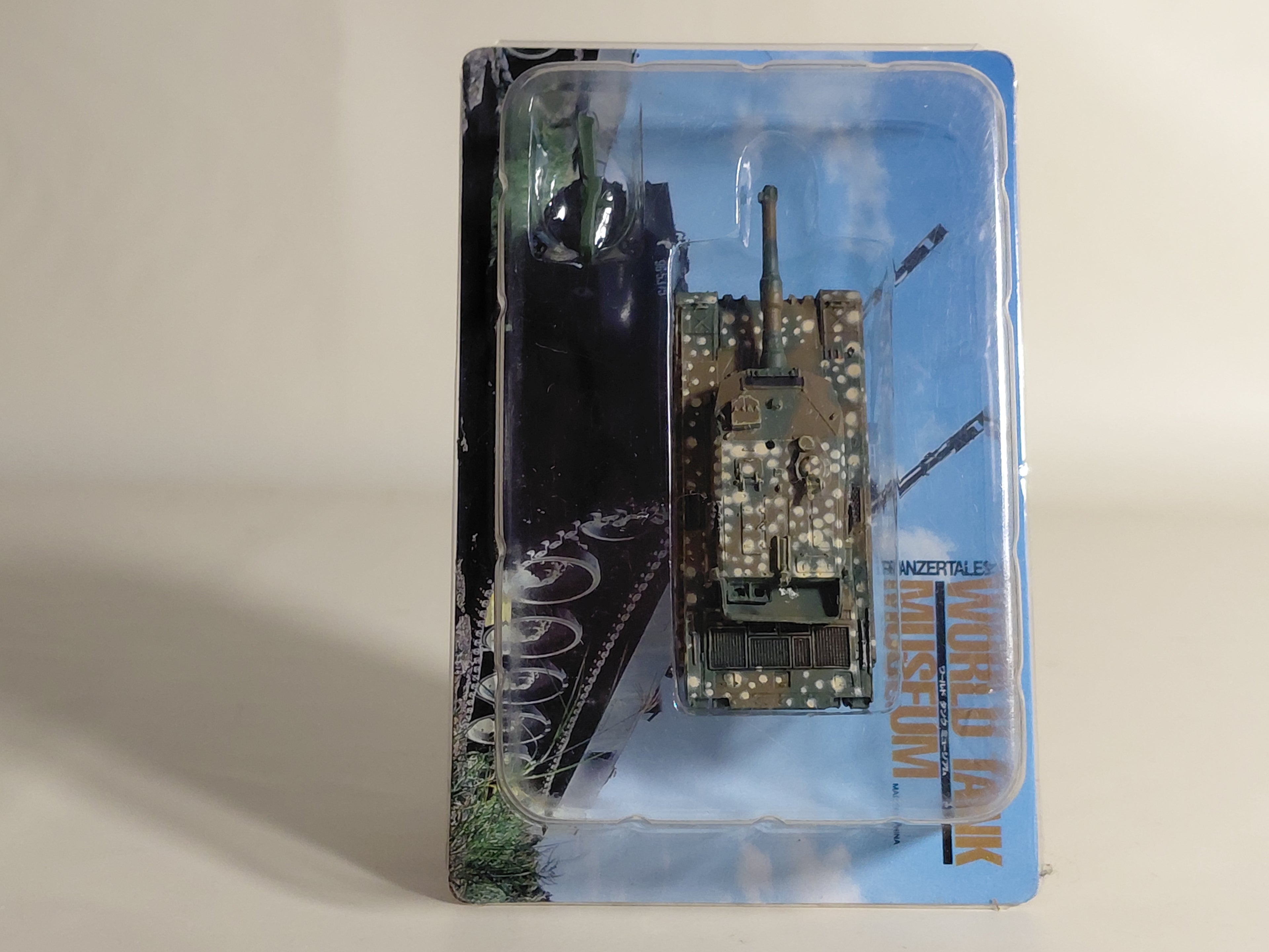 1/144 Takara WTM World Tank Museum Vol. 4★Land Type 90 Tank, Dot Camouflage★