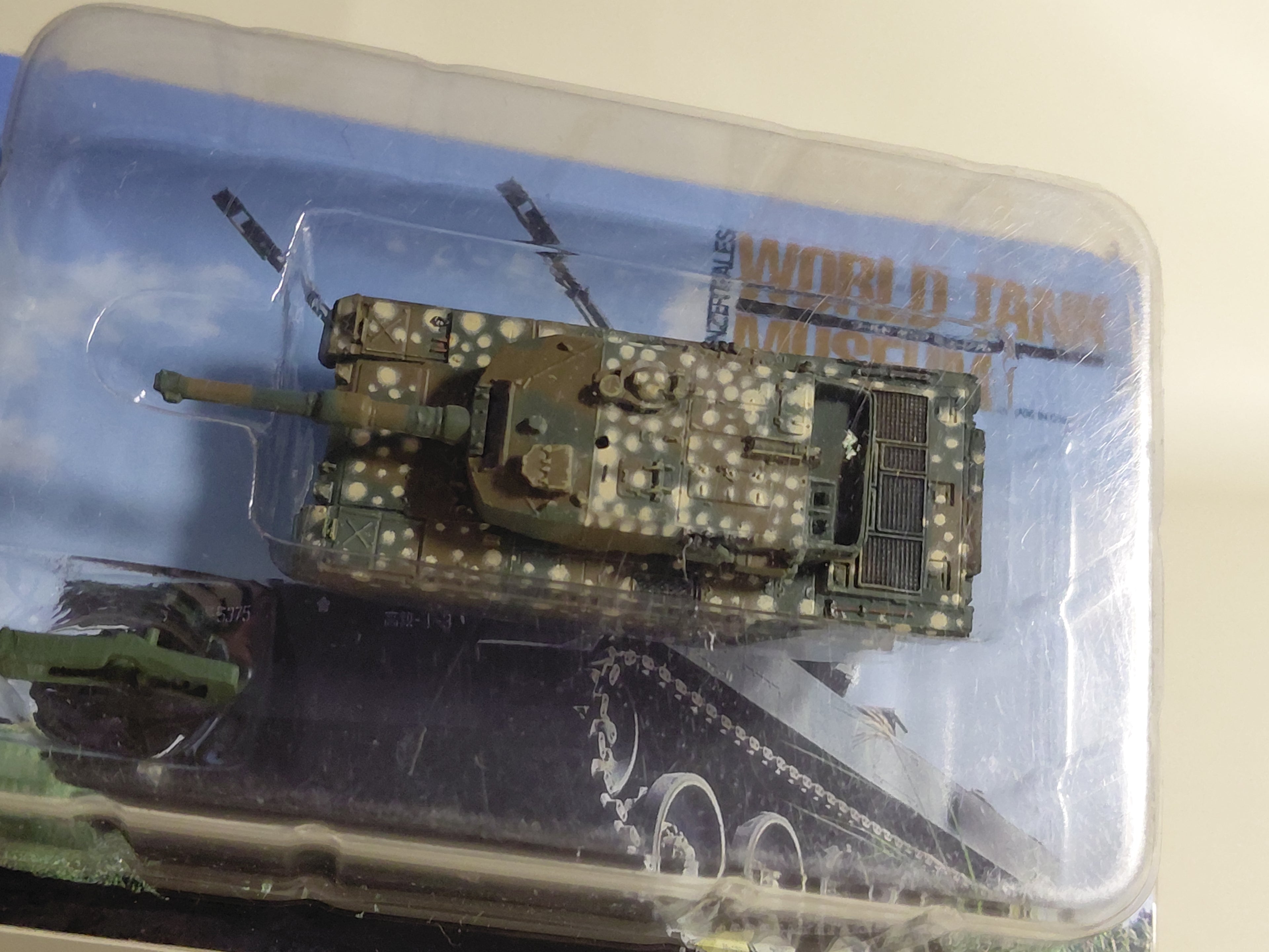 1/144 Takara WTM World Tank Museum Vol. 4★Land Type 90 Tank, Dot Camouflage★
