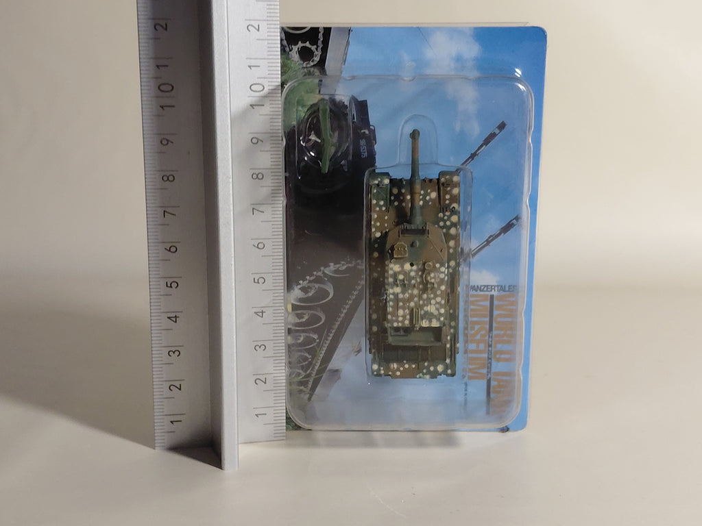 1/144 Takara WTM World Tank Museum Vol. 4★Land Type 90 Tank, Dot Camouflage★