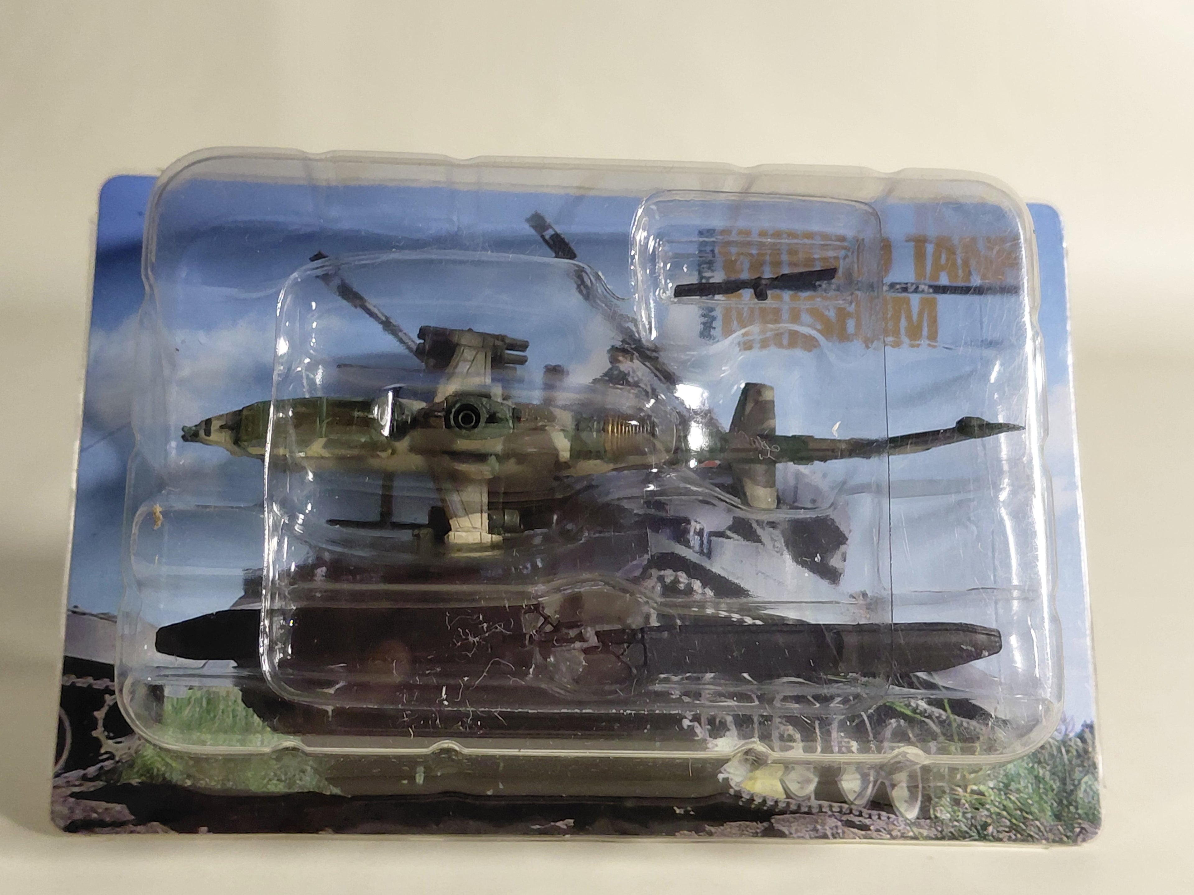 1/144 Takara WTM World Tank Museum Vol. 4 Ground Self-Defense Force Helicopter AH-1S Cobra Two-color Camouflage