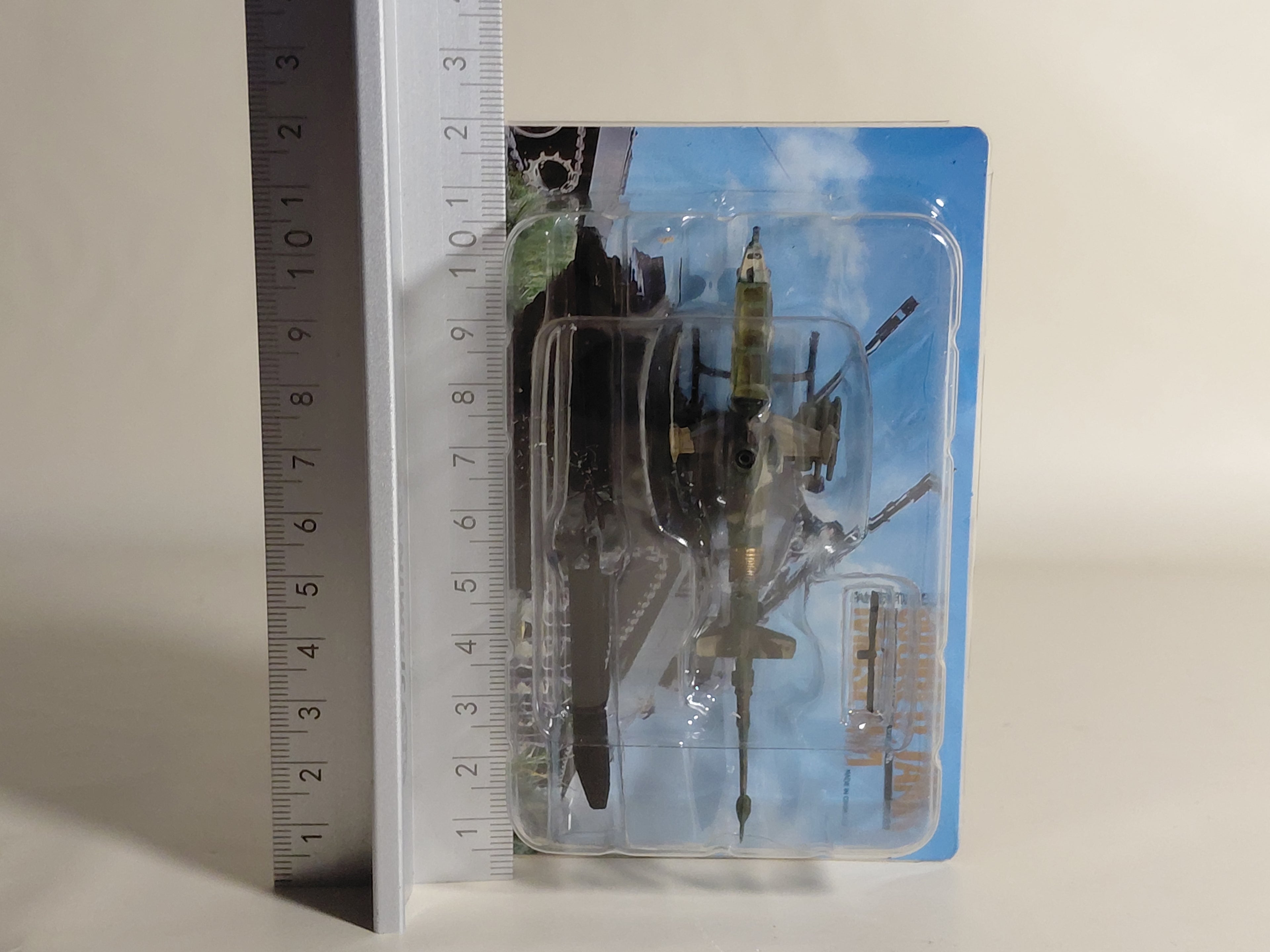 1/144 Takara WTM World Tank Museum Vol. 4 Ground Self-Defense Force Helicopter AH-1S Cobra Two-color Camouflage
