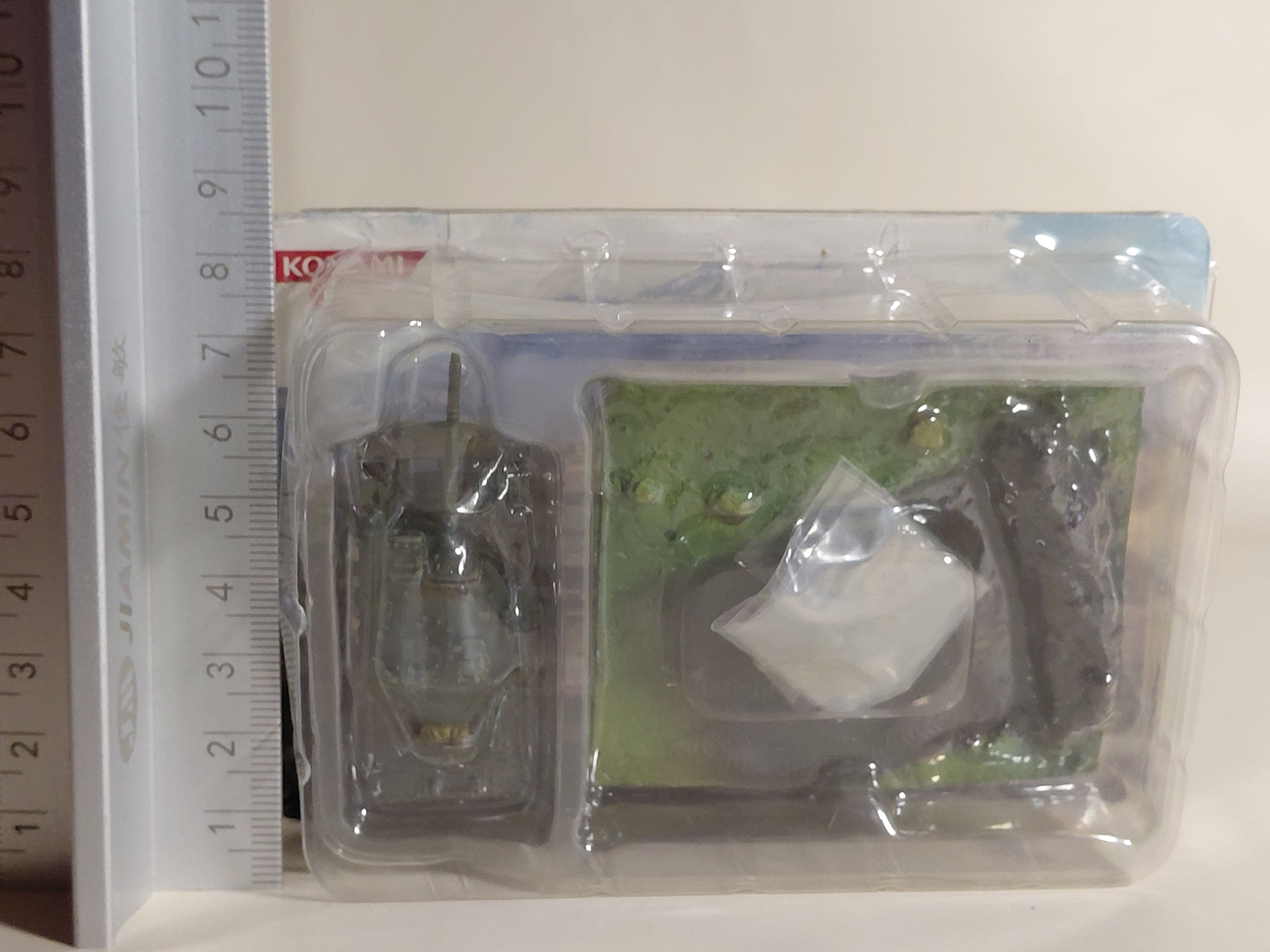 Konami 1/144 JGSDF Equipment Collection 3. Type 74 MBT with Bulldozer Blade (#2)