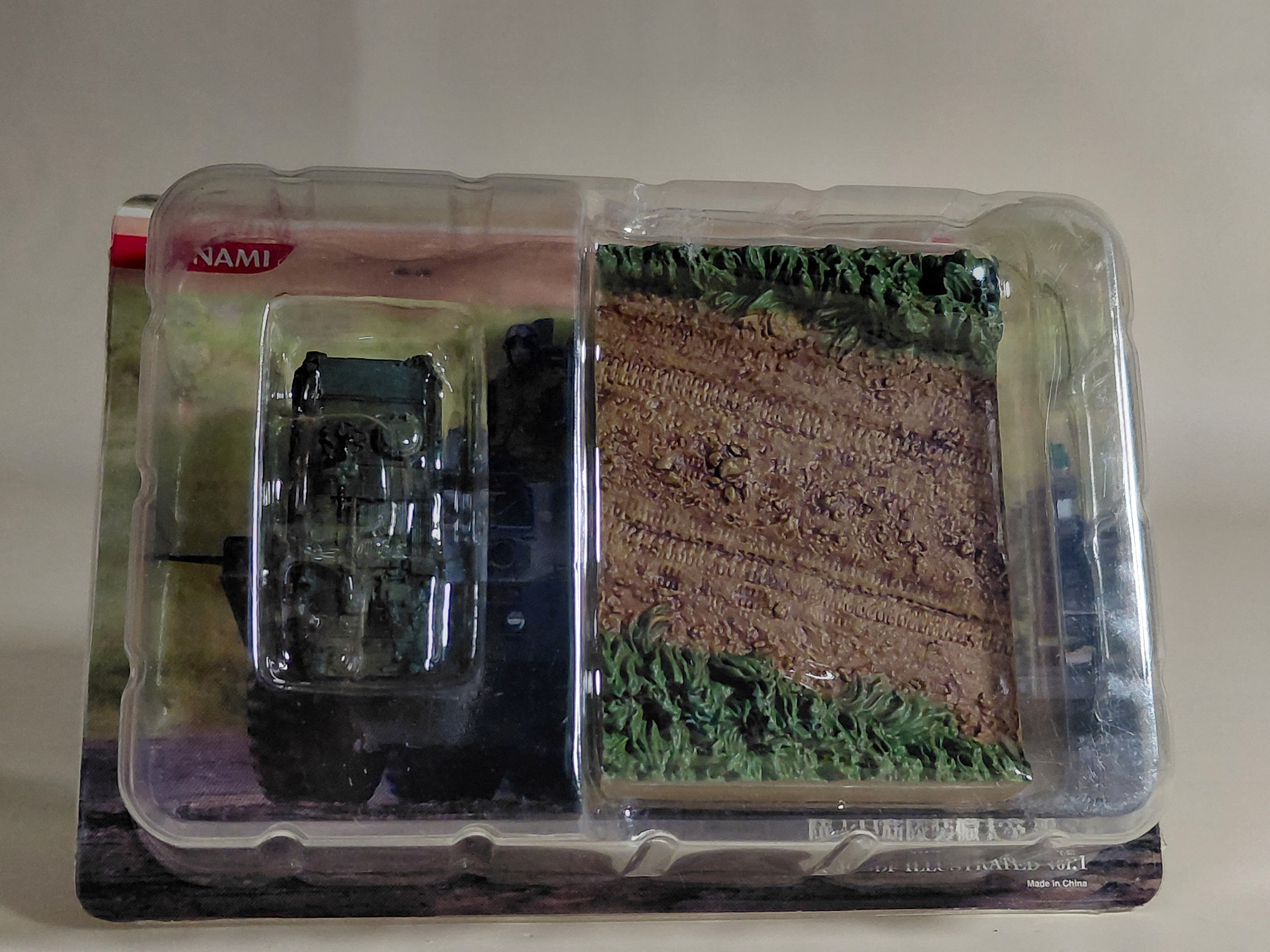 Japan Ground Self-Defense Force Equipment Encyclopedia, Volume 1: 1/144 Type 82 Command and Communication Vehicle Tank, Japan Self-Defense Forces, Konami, JGSDF