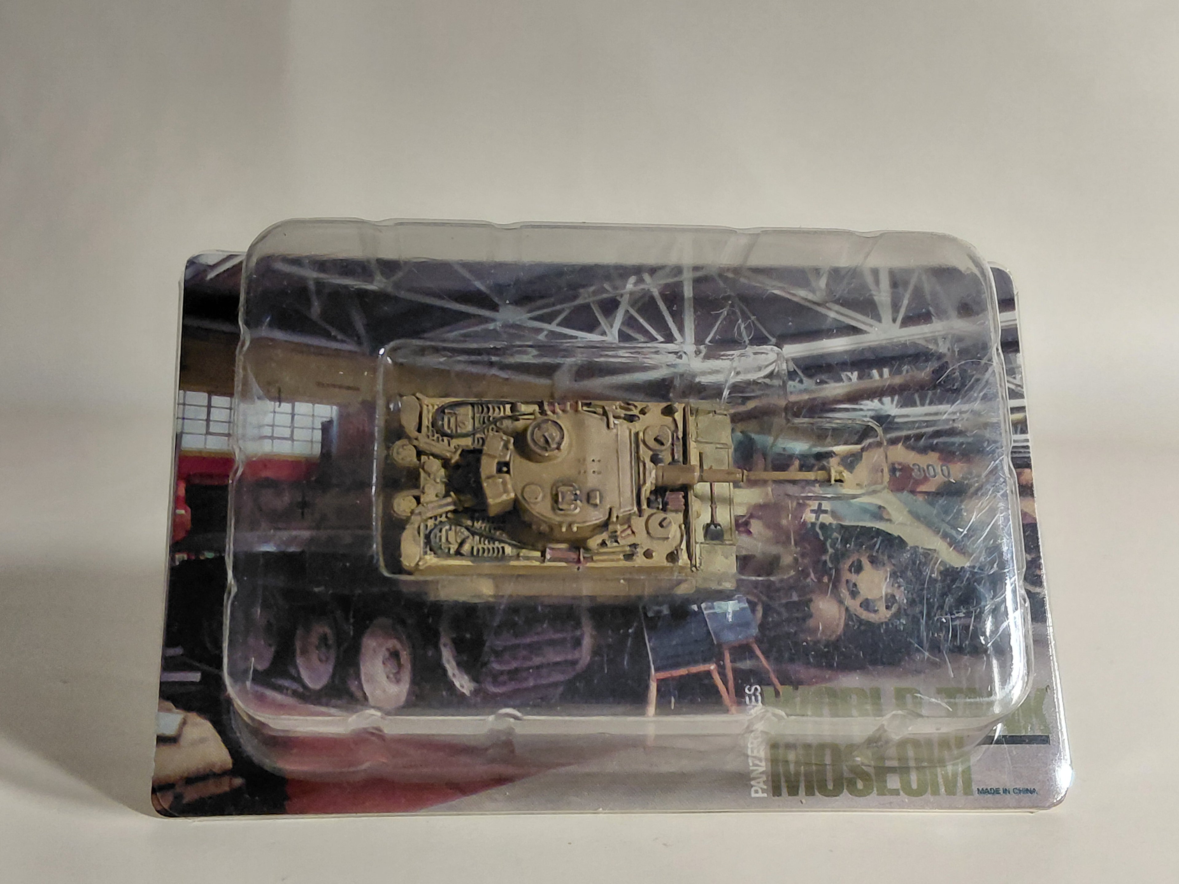 Rare Takara World Tank Museum 05 1/144 German Tiger IE  In Desert Yellow.