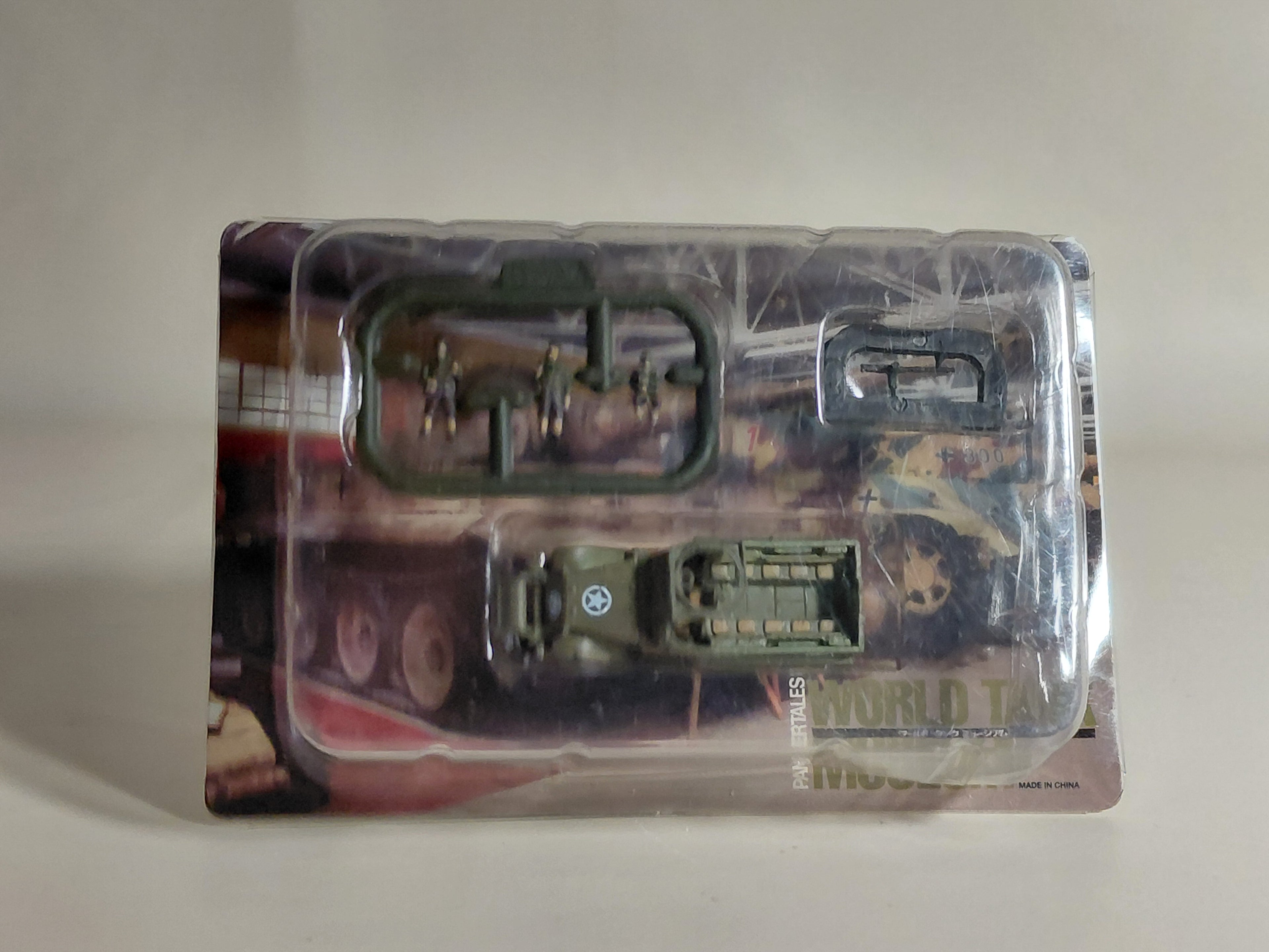 Takara- World tank museum -serious 05-1/144-M3-Halftrack - M-250