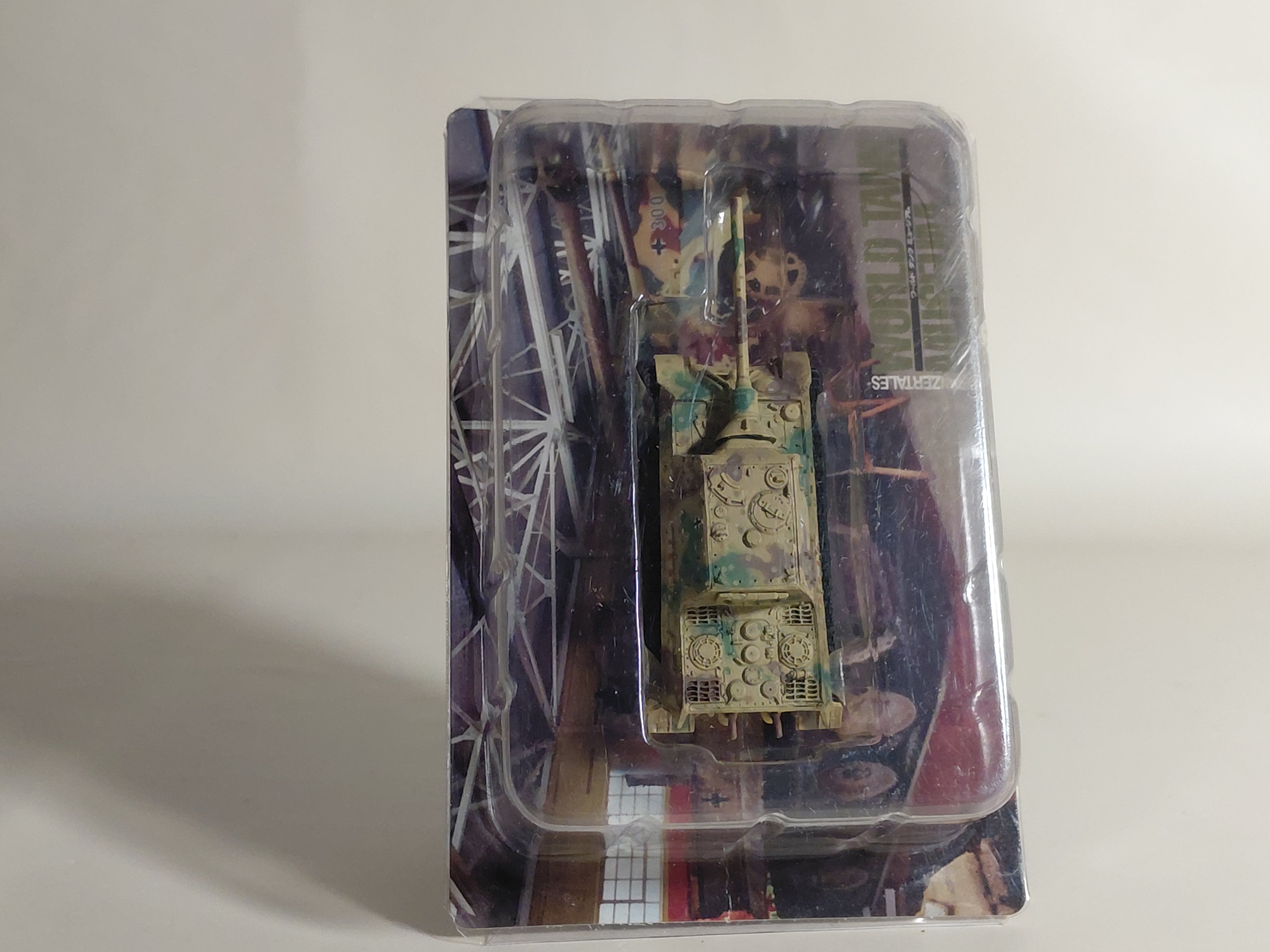 Takara 1/144 World Tank Museum 5. German Jagdtiger. In Ambush camouflage. #88