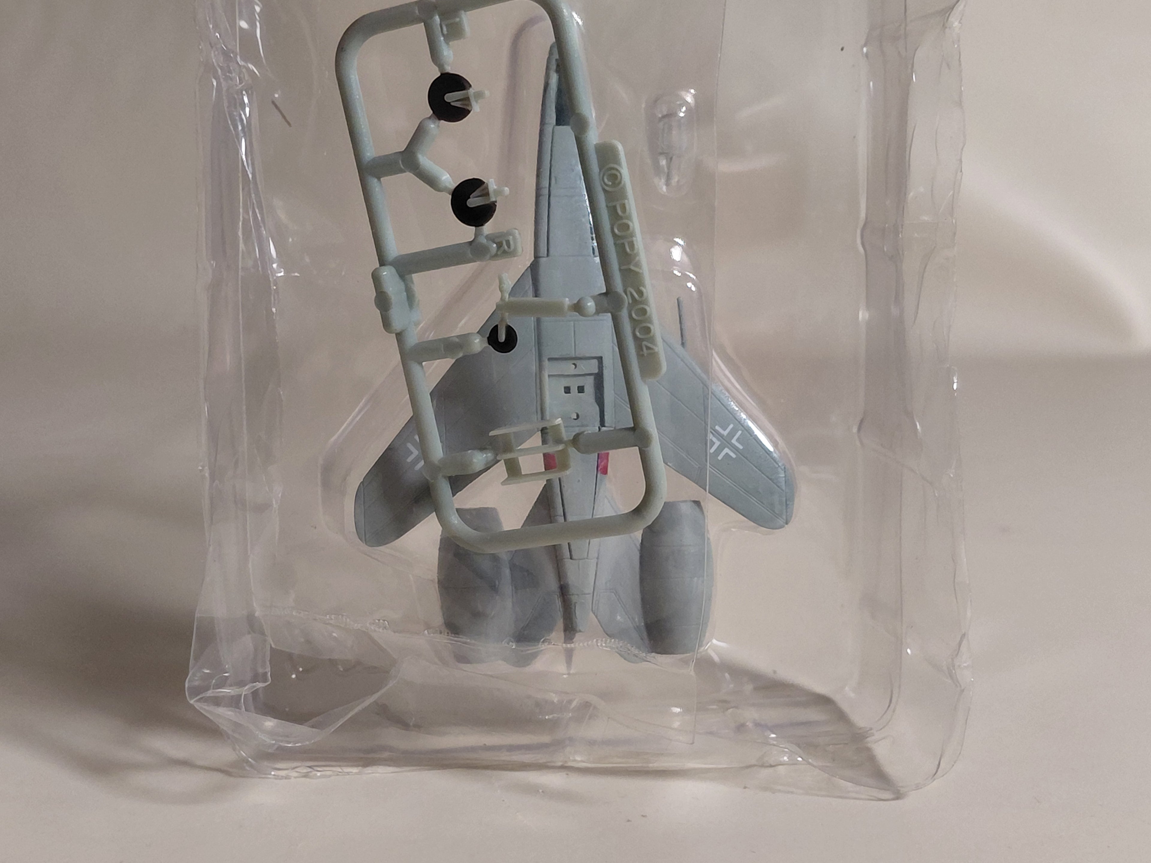 Popy 1/144 Fictional War Chronicles Project Flieger 01 Focke-Wulf (Brand New) Focke-Wulf Ta283