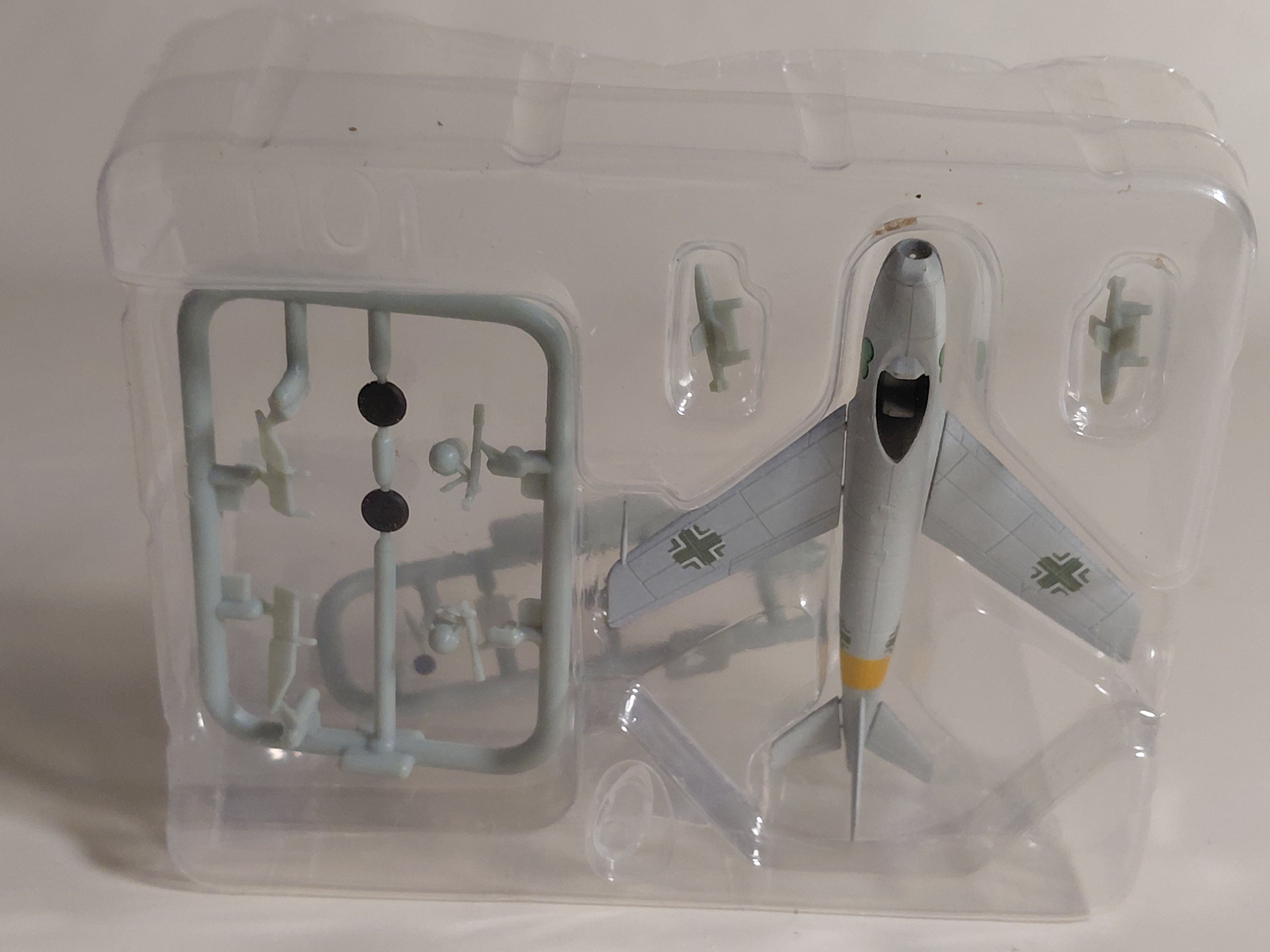 1/144 #5. Messerschmitt P.1101 JG54 Aircraft "Fictional War Chronicles Projekt Flieger 01 World War II German Prototype and Planned Aircraft Collection - First Edition -"