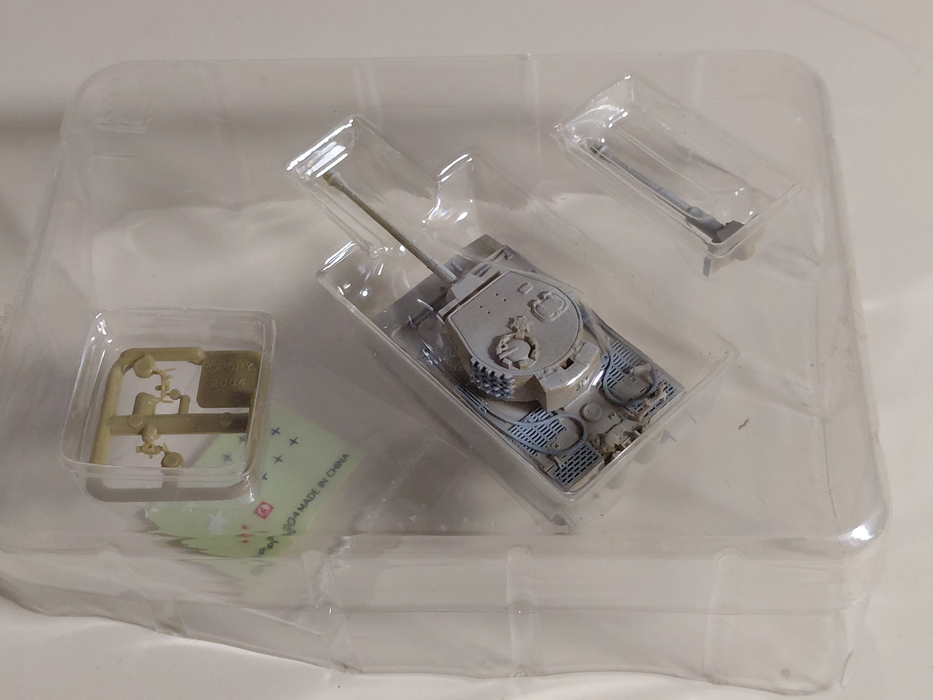 Popy 1/144 Fictional War Chronicle 2/2: Tiger I Winter Camouflage