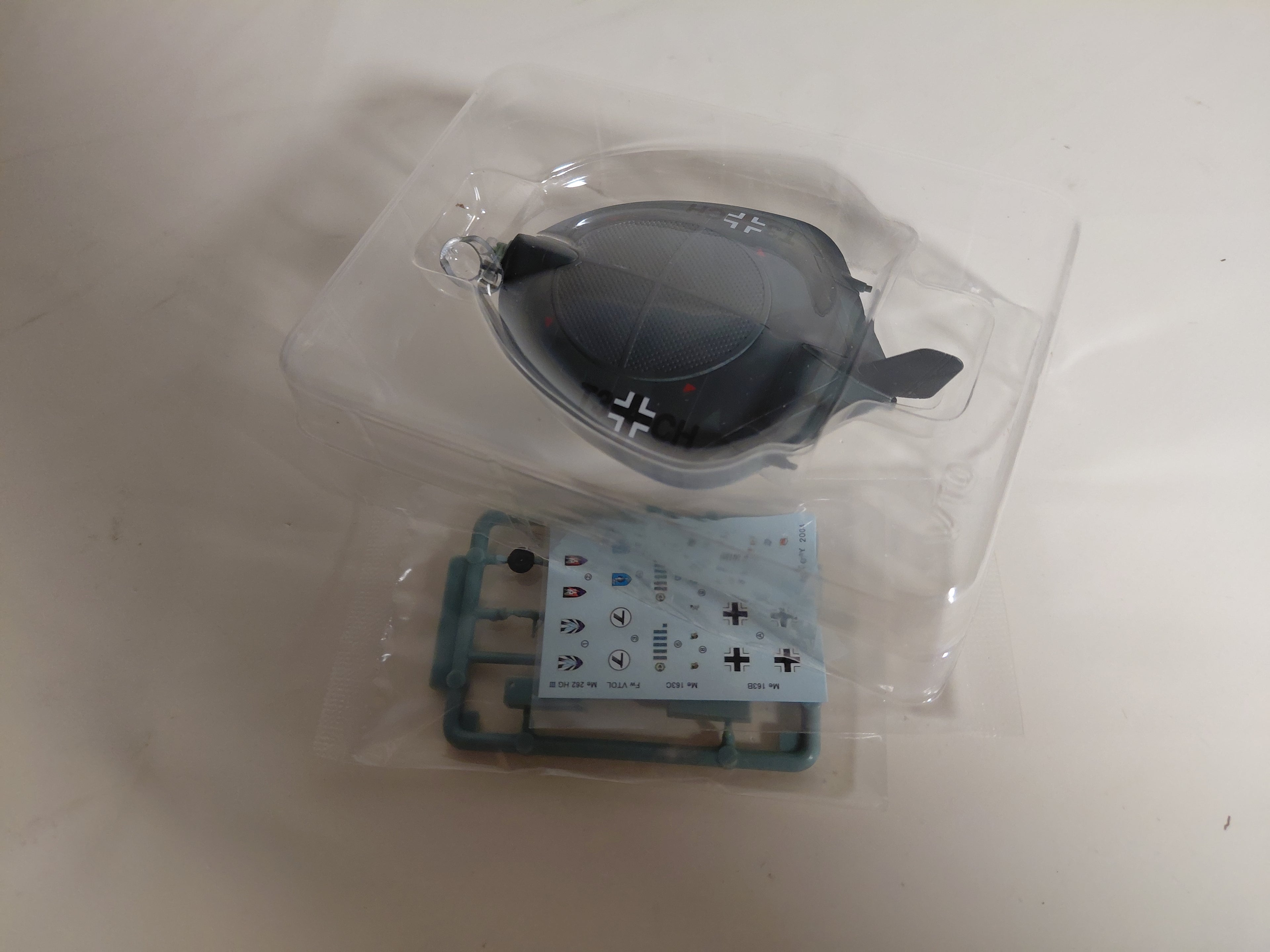 Popy 1:144 scale; German WWII #6 FW VTOL "Projekt Flieger".