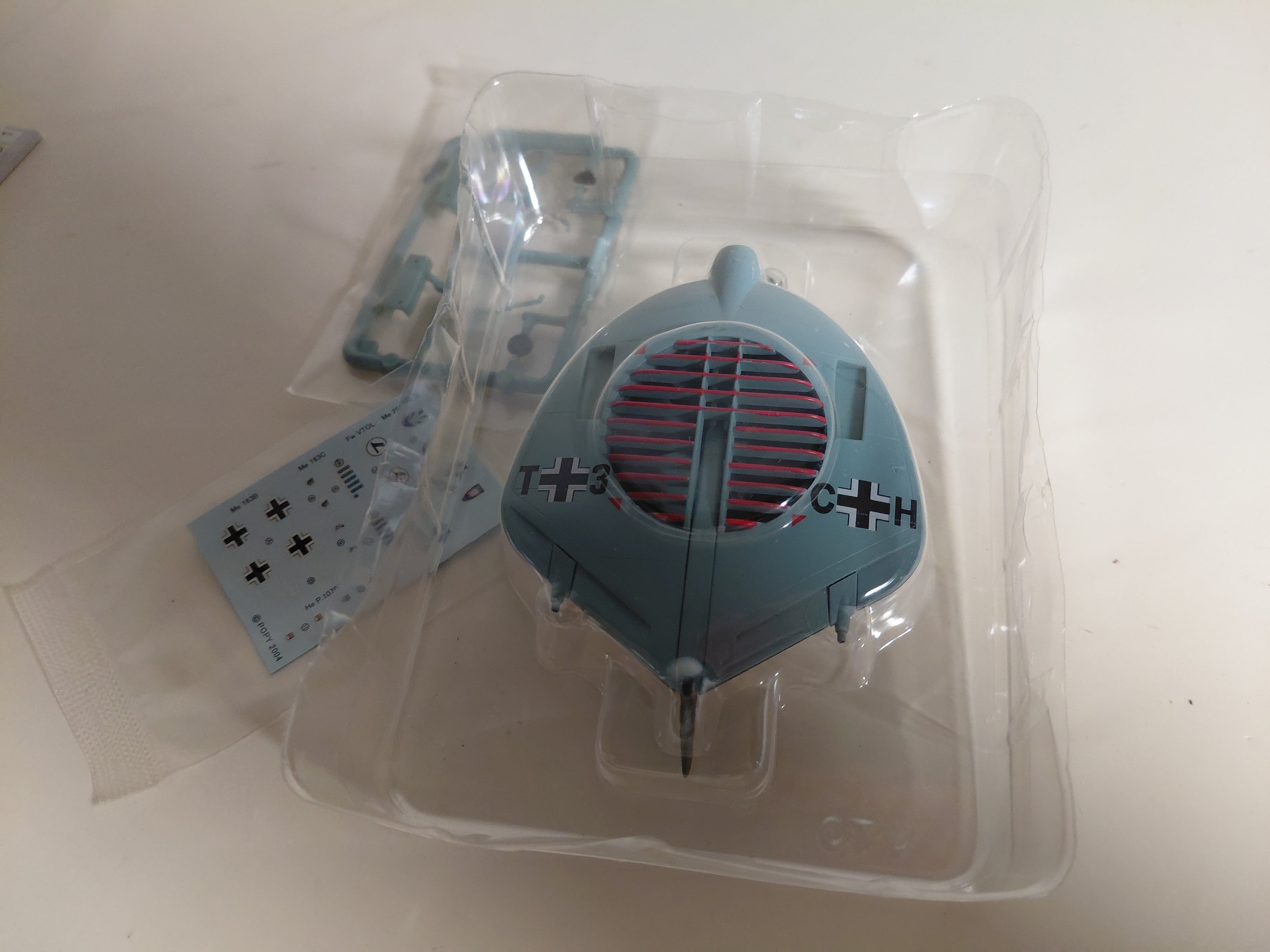 Popy 1:144 scale; German WWII #6 FW VTOL "Projekt Flieger".