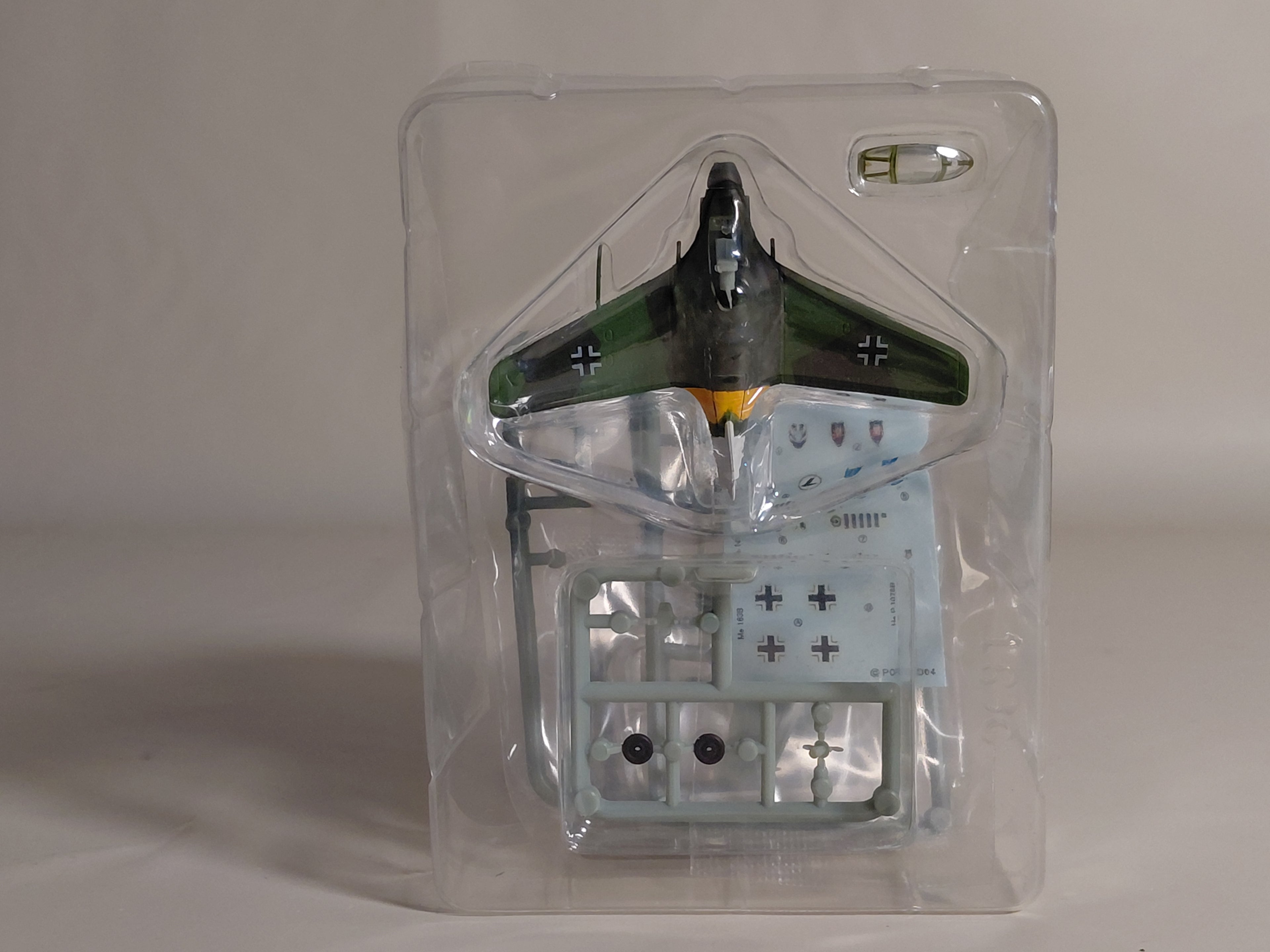 1/144 Popy Me163C Luftwaffe Interceptor "Huckle machine" Y(can make 2 stye)#12
