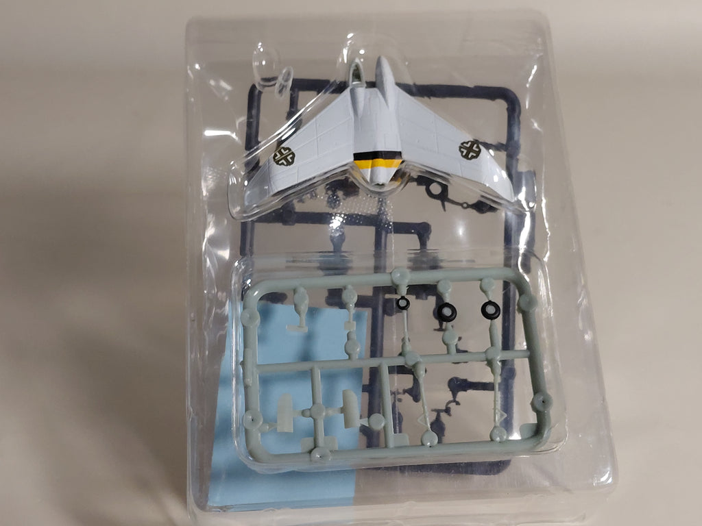 TAKARA PROJEKT FLIEGER 02 1/144 HEINKEL HE P.1078B LUFTWAFFE X-PLANE.