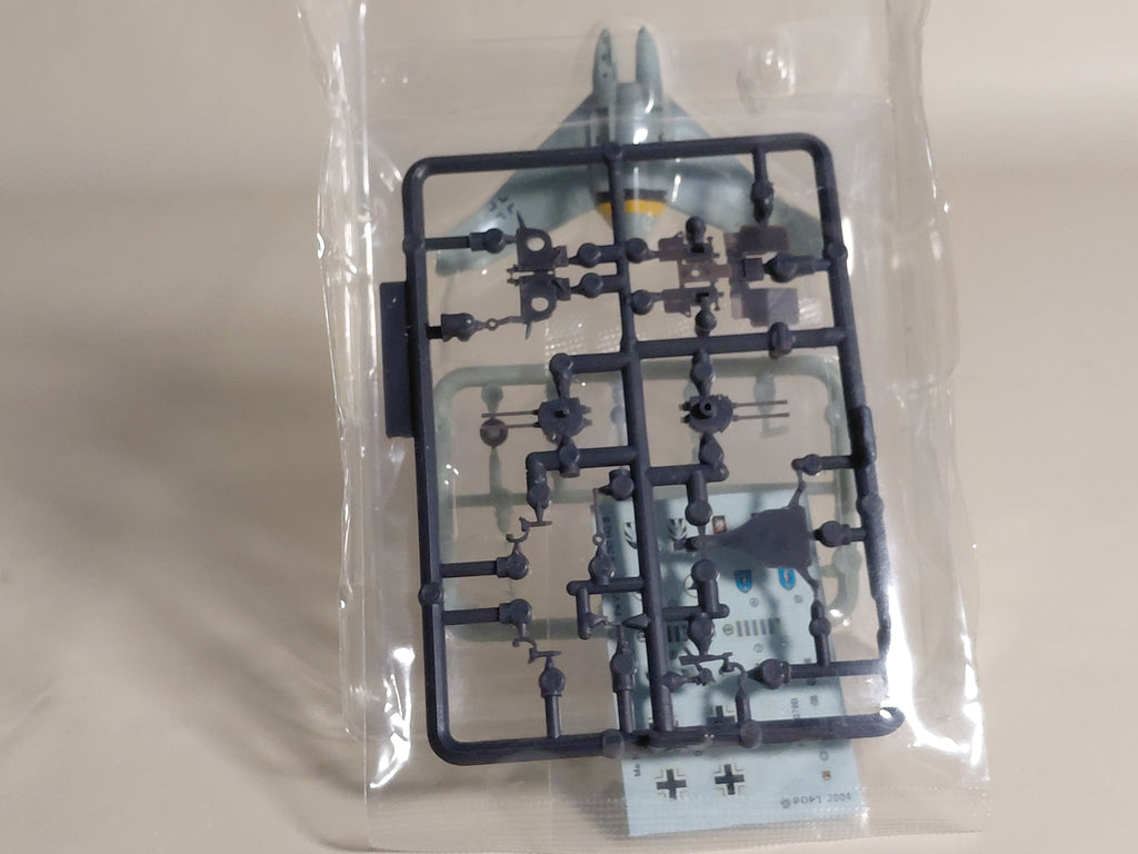 TAKARA PROJEKT FLIEGER 02 1/144 HEINKEL HE P.1078B LUFTWAFFE X-PLANE.