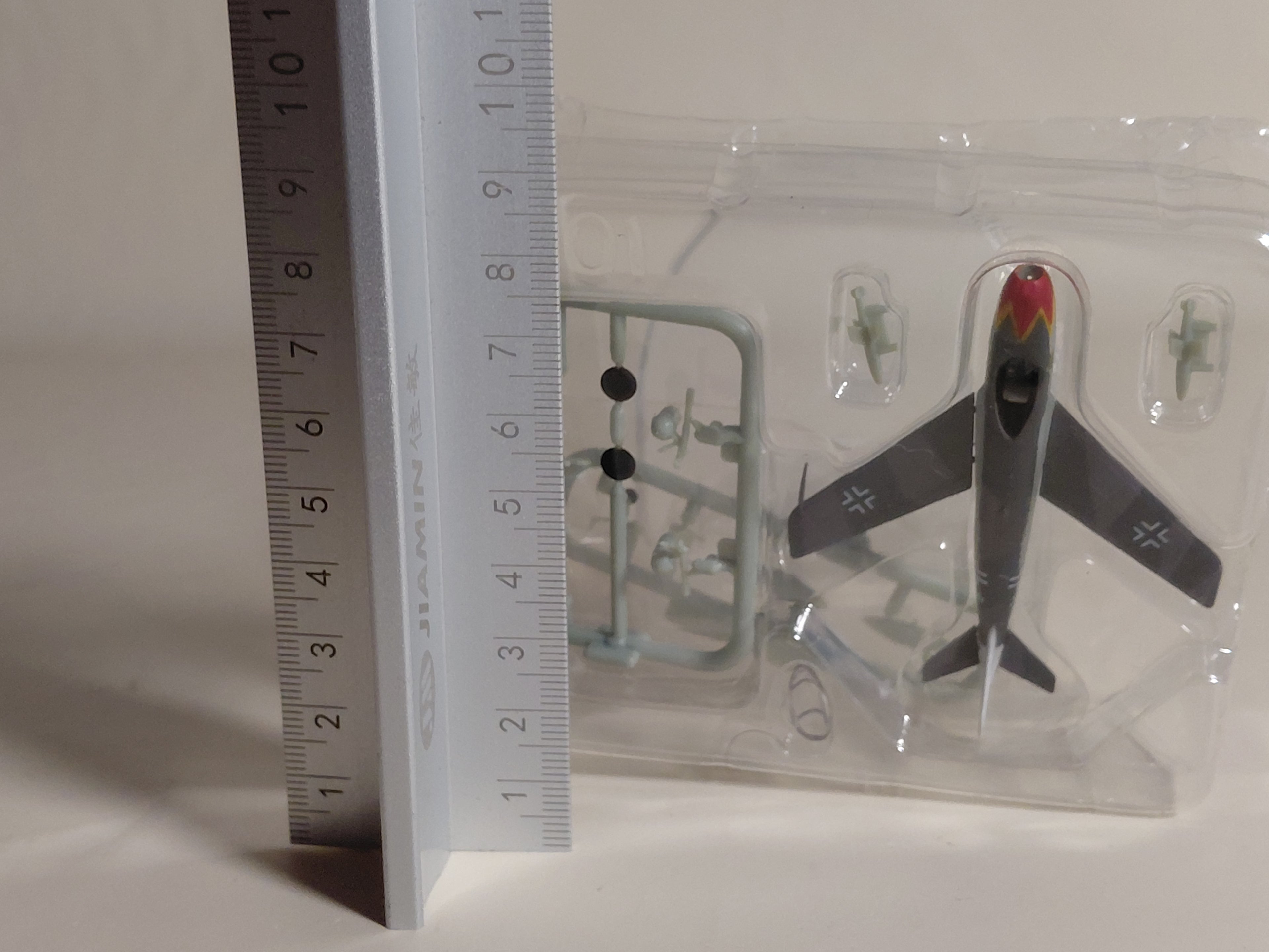 1/144 Fictional War 01 Luftwaffe Messerschmitt P.1101 Colonel Hermann Graf / Current Poppy/Eftoise Takara