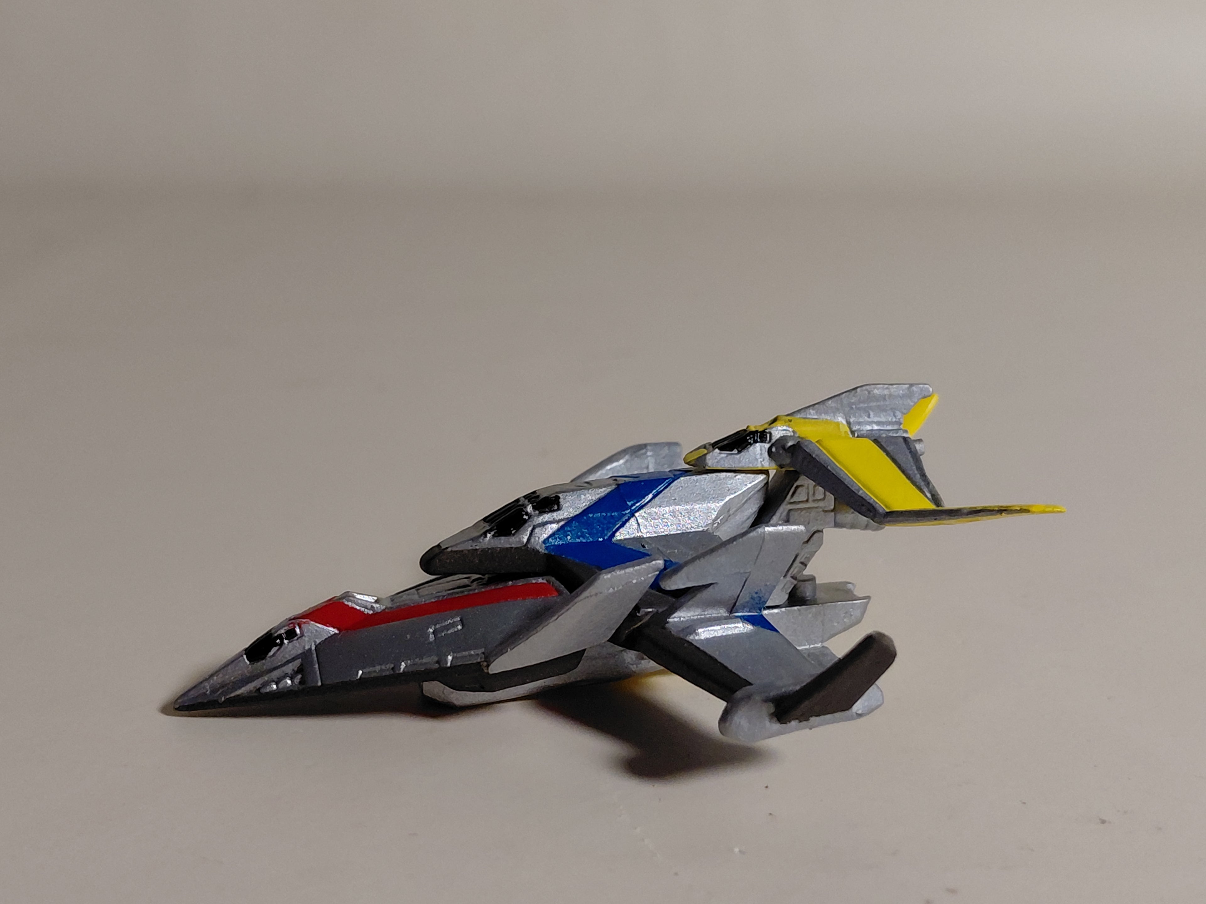 HG Series Return of Ultraman: Takkong's Great Counterattack Arc - GUTS EAGH (α, β, γ)