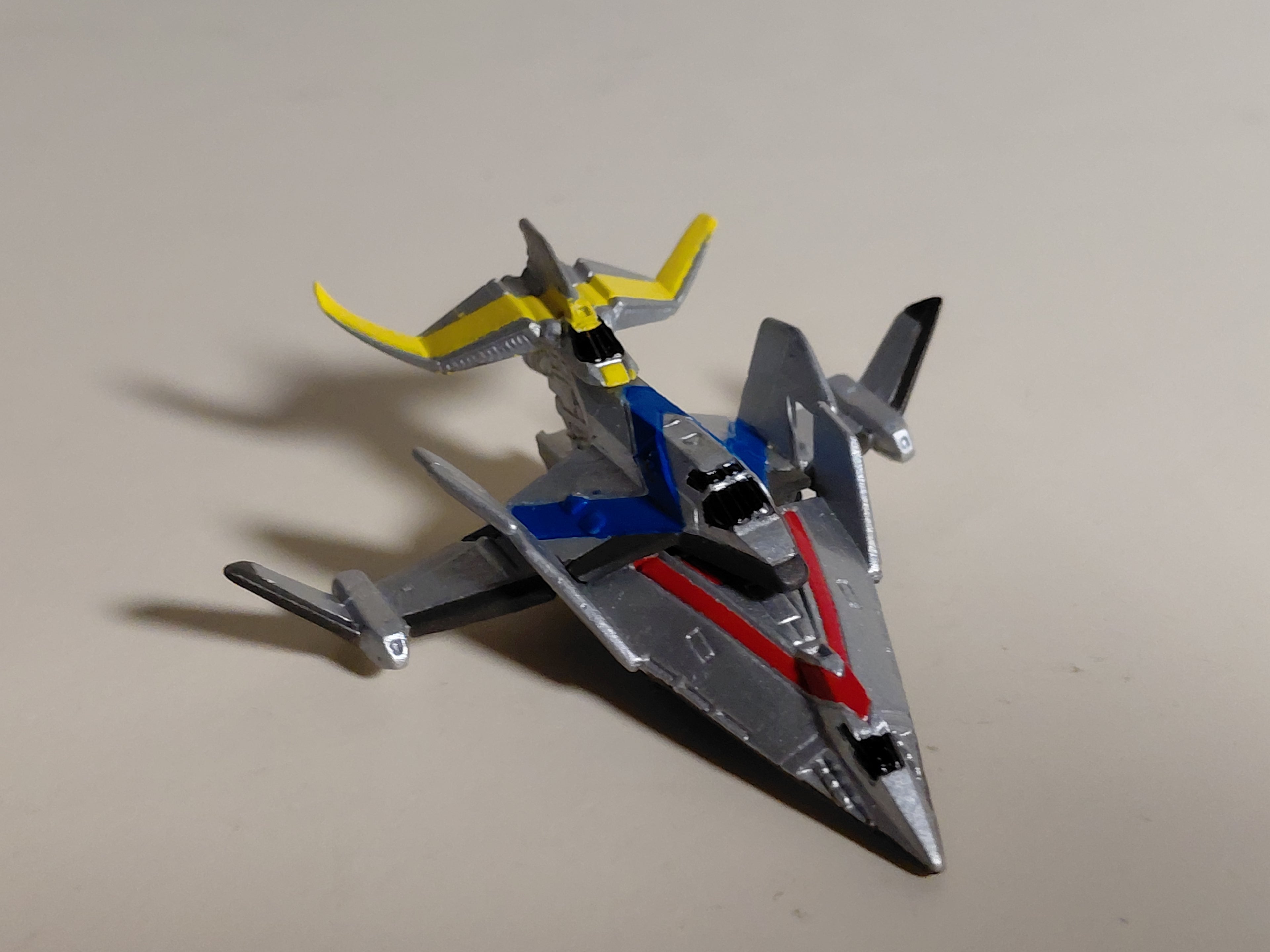 HG Series Return of Ultraman: Takkong's Great Counterattack Arc - GUTS EAGH (α, β, γ)