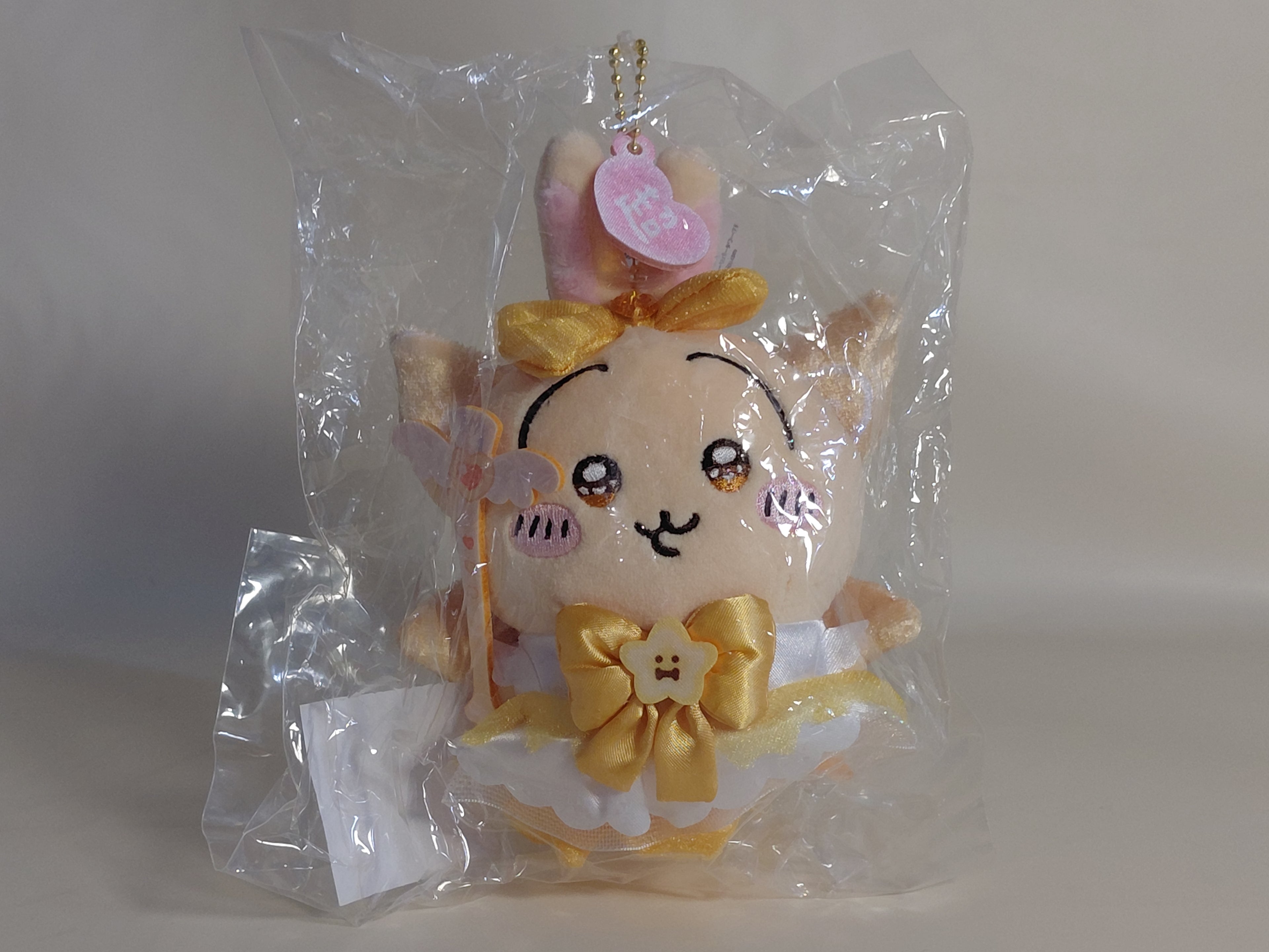 Rabbit Power-Up Mascot "Chiikawa Super Magical Chiikawa"