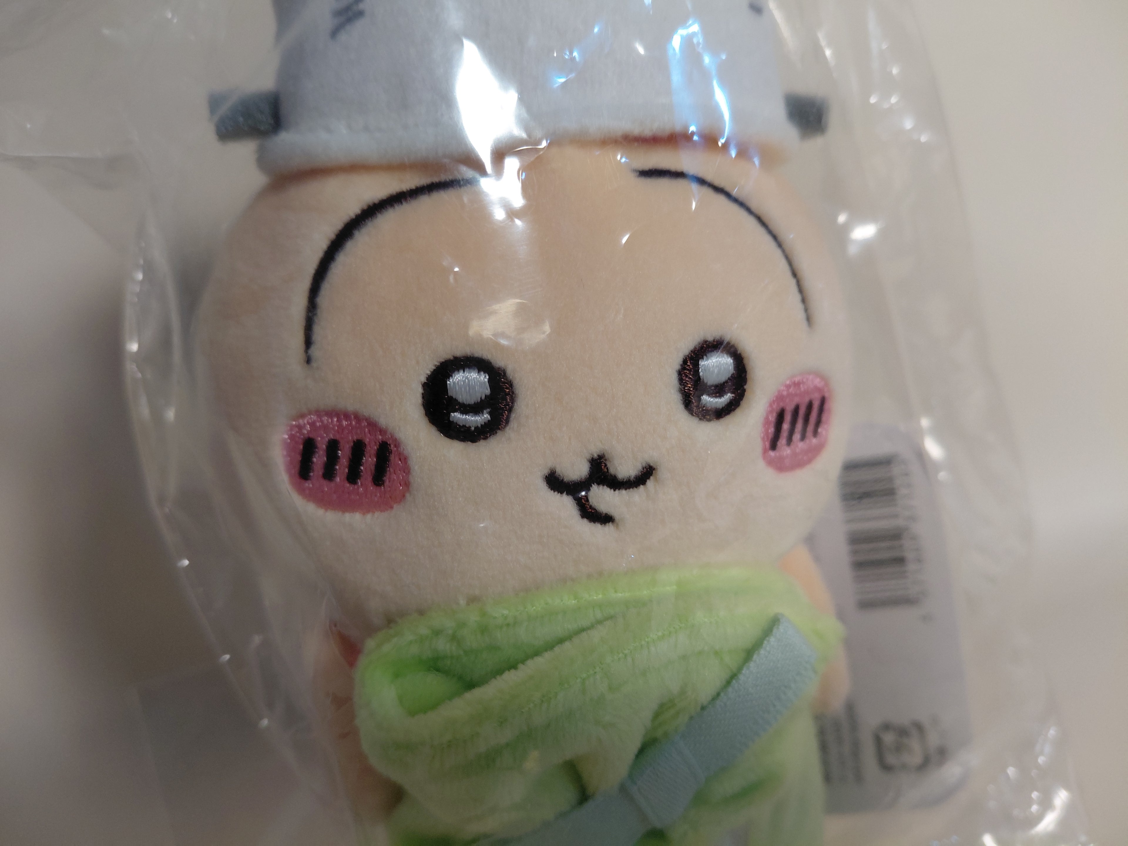 Chiikawa Monitor Plush Toy - Usagi : Hook-and-loop Watching from Your Desktop Participation Prize
