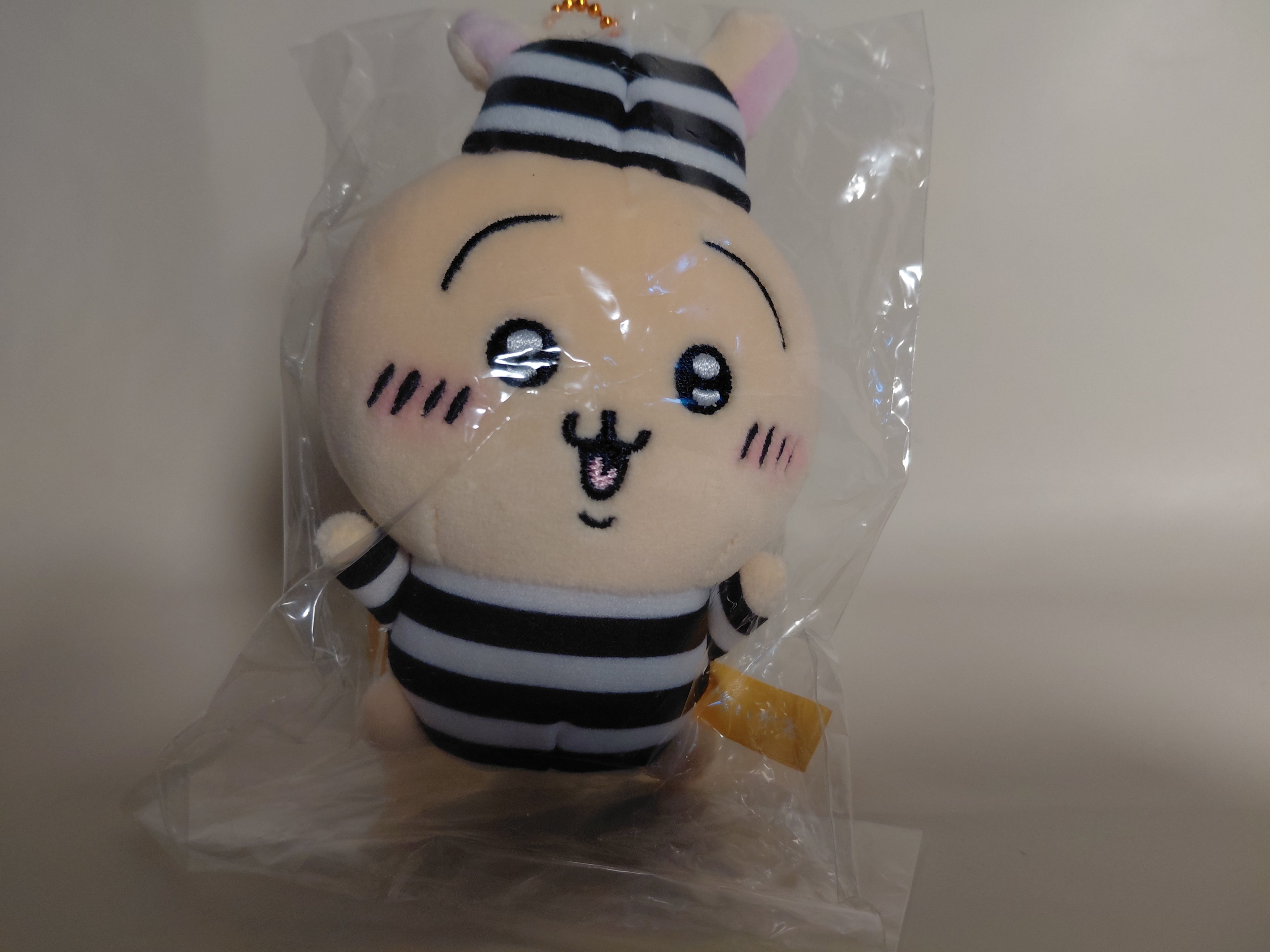 Chiikawa Petit Mini Mascot Prisoner - Rabbit
