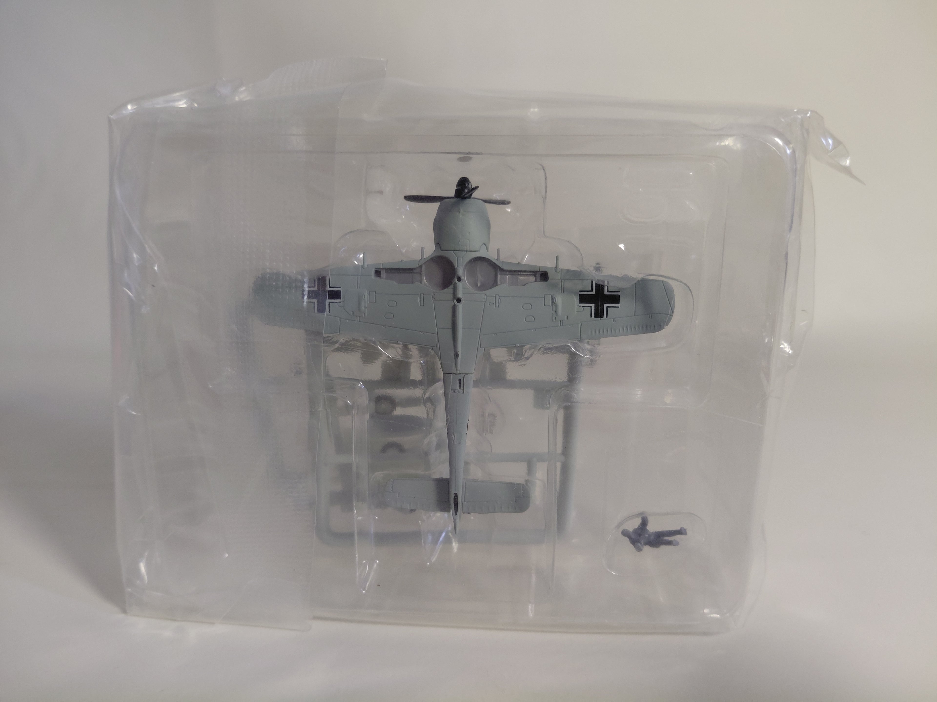 Bandai Wing Club Collection Part 2 1/144 Focke-Wulf FW190A