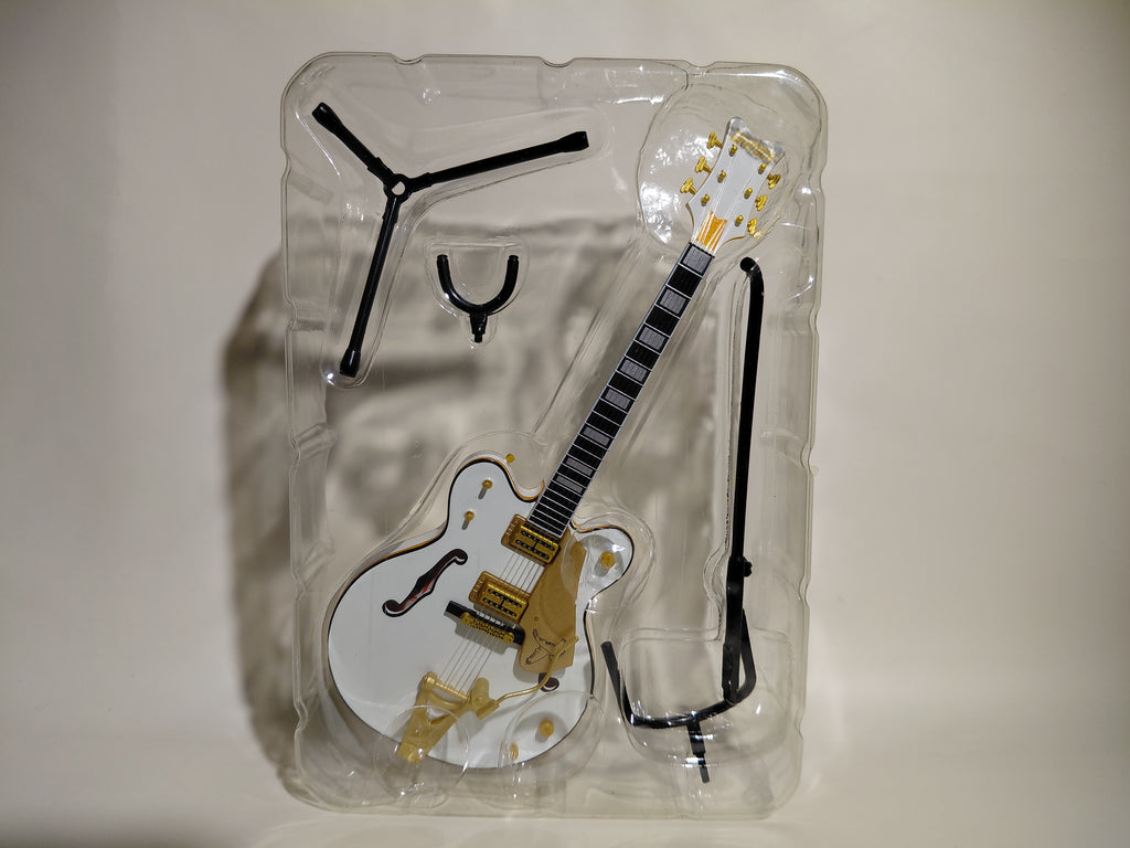 GRETSCH Guitar COLLECTION White Falcon II Miniature Figure ~ 1/8 Scale Official Guitar Figure ☆Gretsch Guitar Collection ★George Harrison